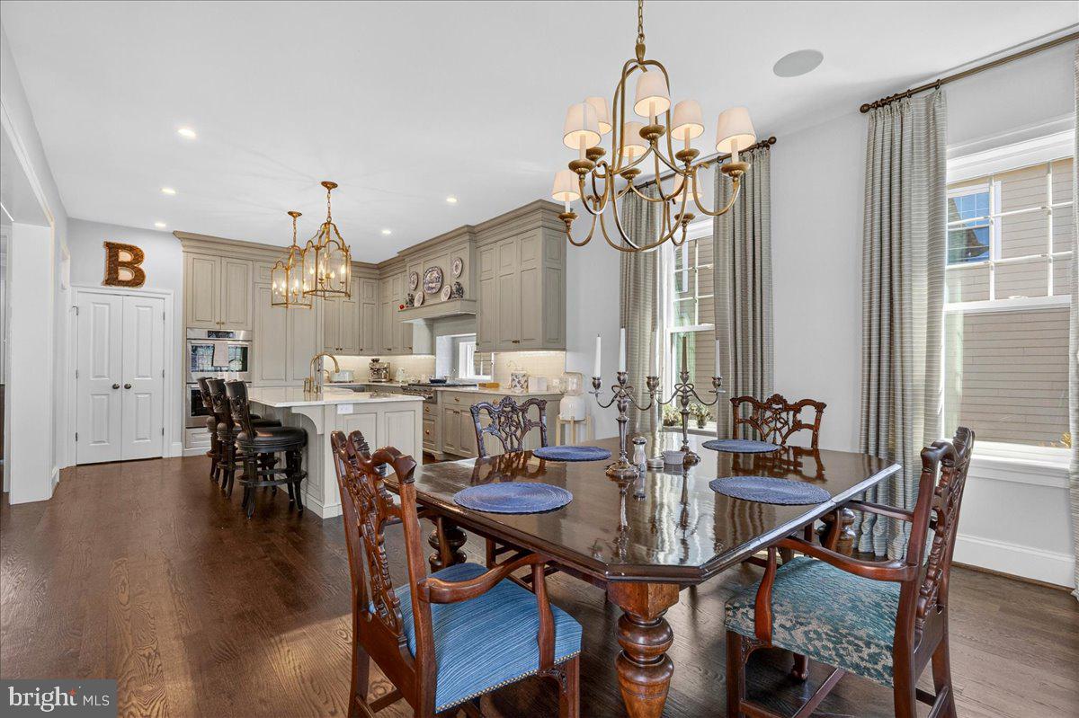 CHAPEL HILL - Residential