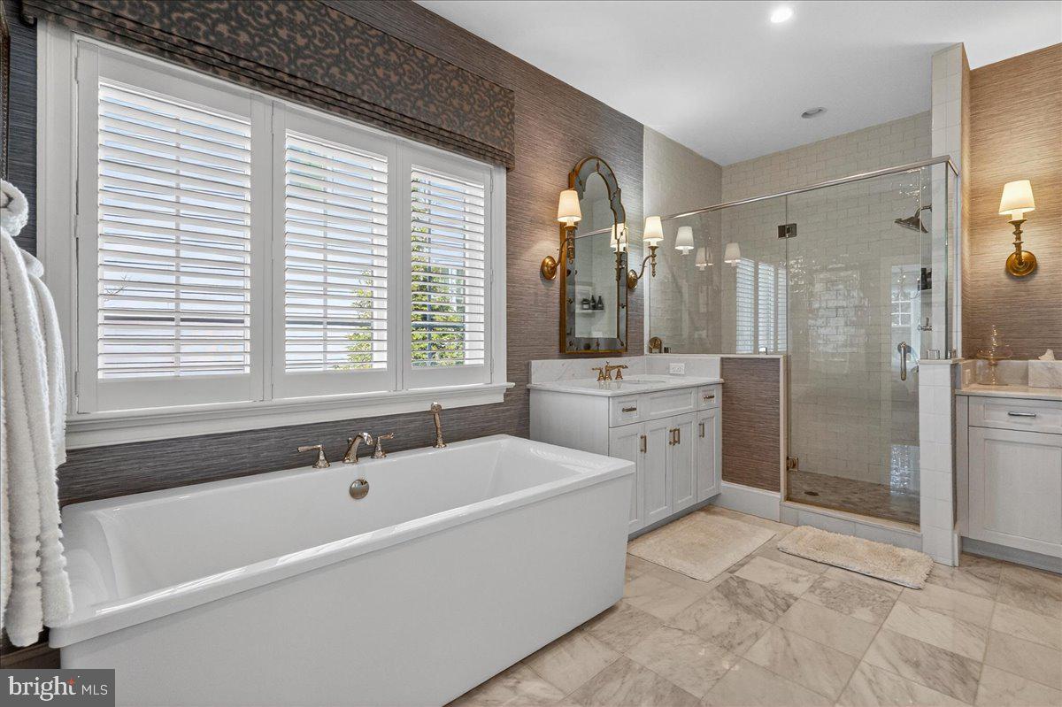 CHAPEL HILL - Residential