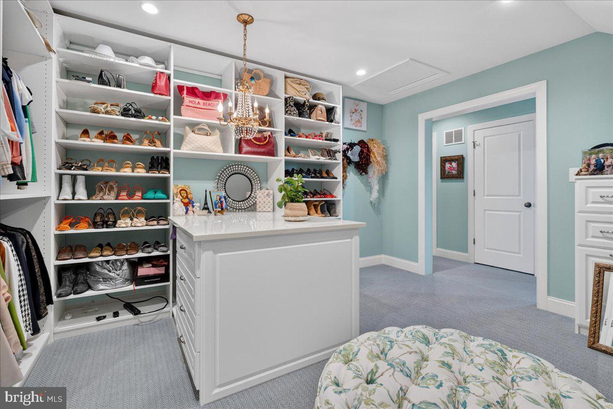 CHAPEL HILL - Residential