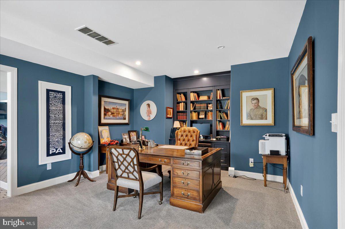 CHAPEL HILL - Residential