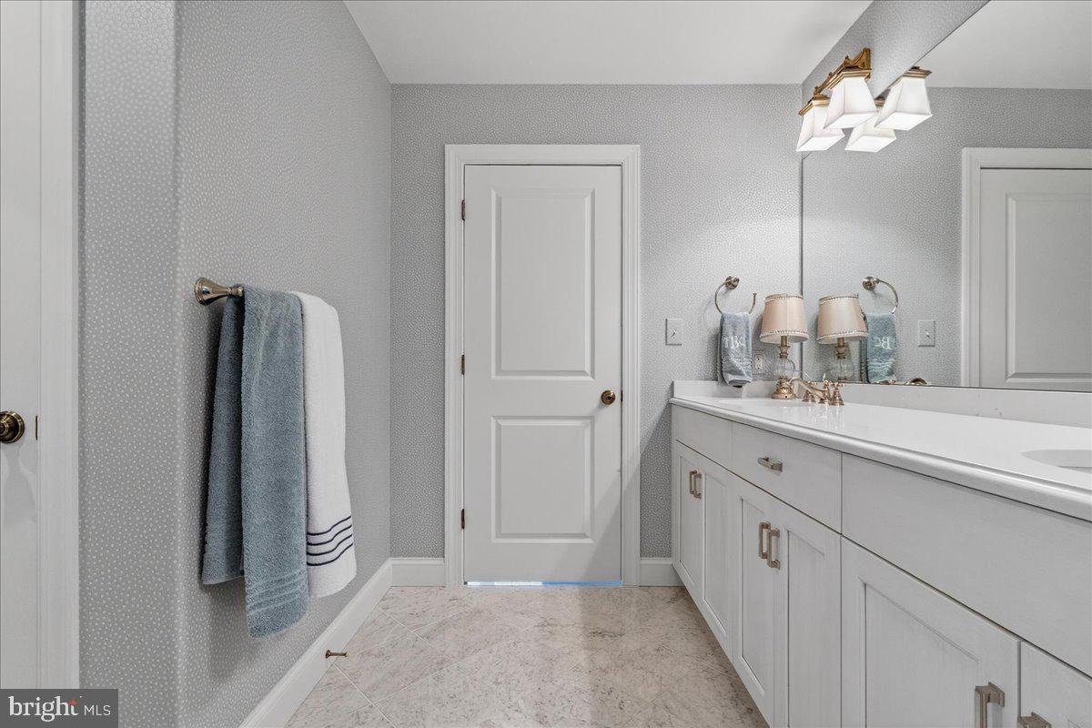 CHAPEL HILL - Residential