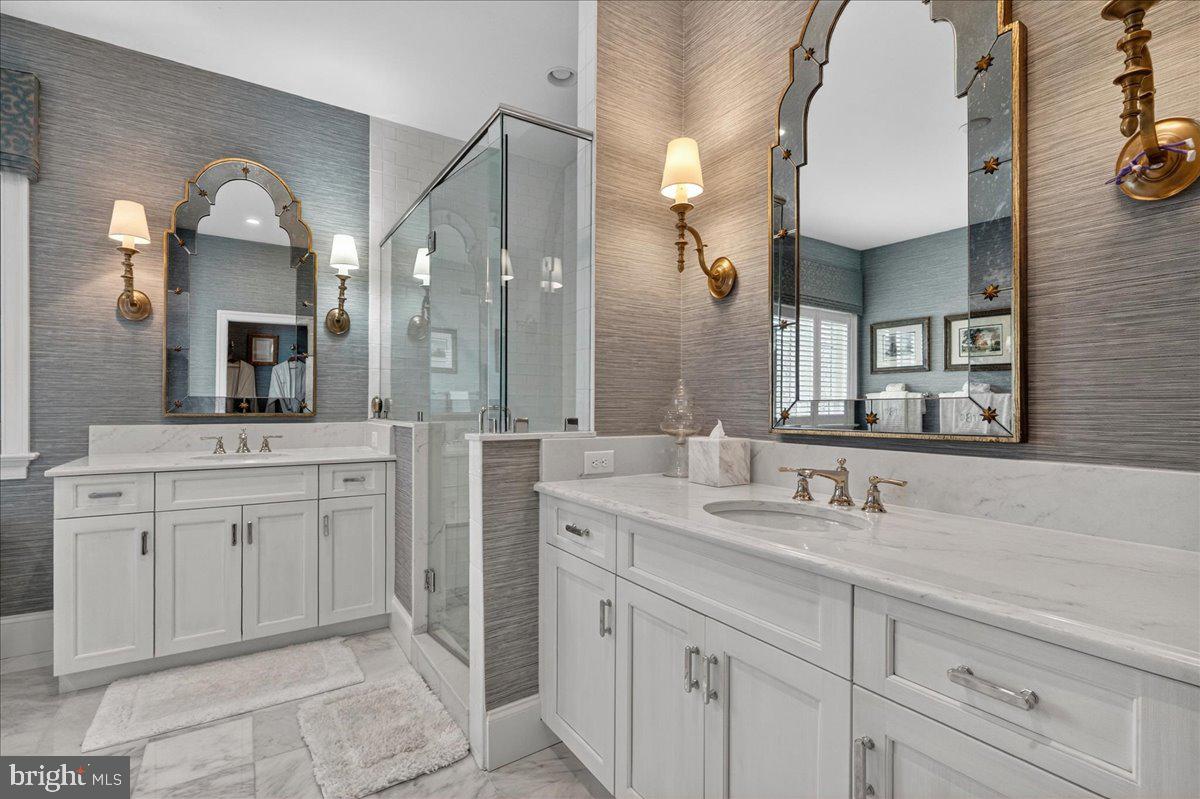 CHAPEL HILL - Residential