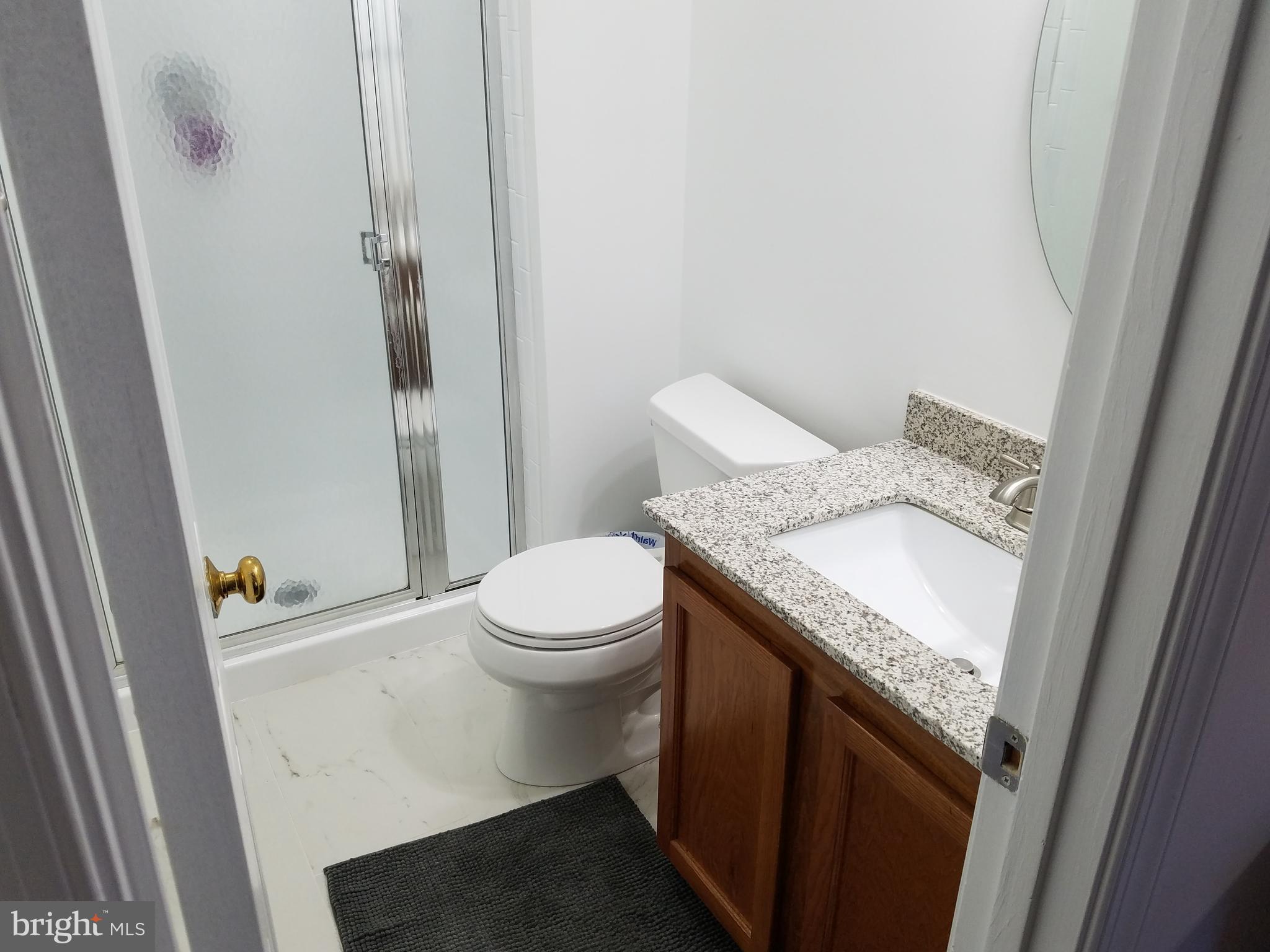 POTOMAC CROSSING - Residential Lease