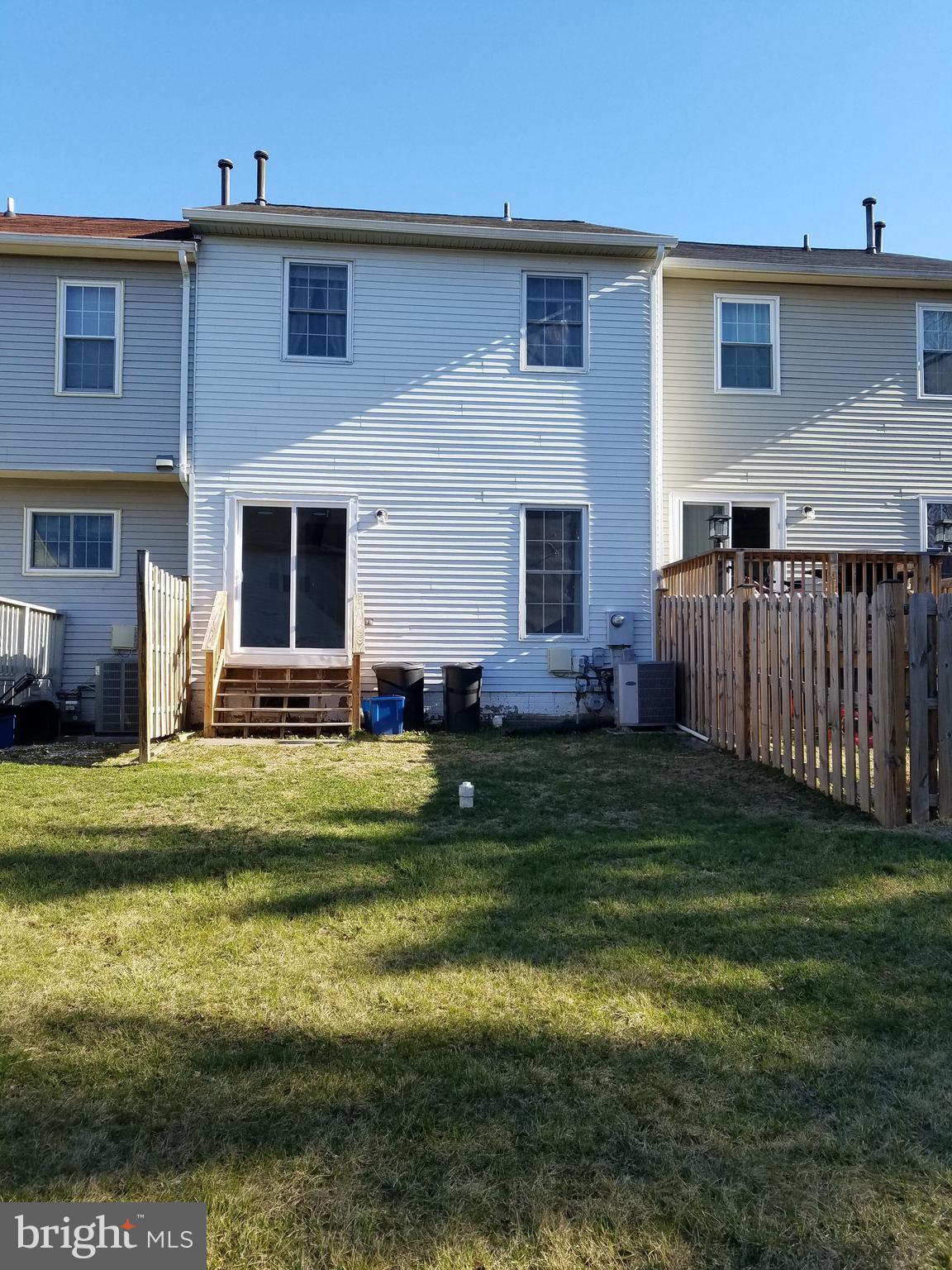 POTOMAC CROSSING - Residential Lease