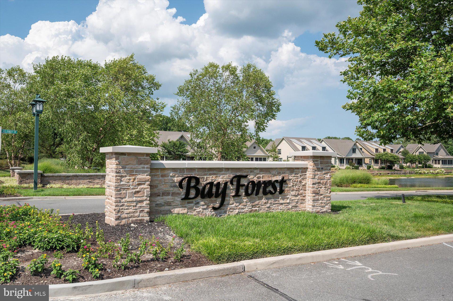 BAY FOREST CLUB - Residential