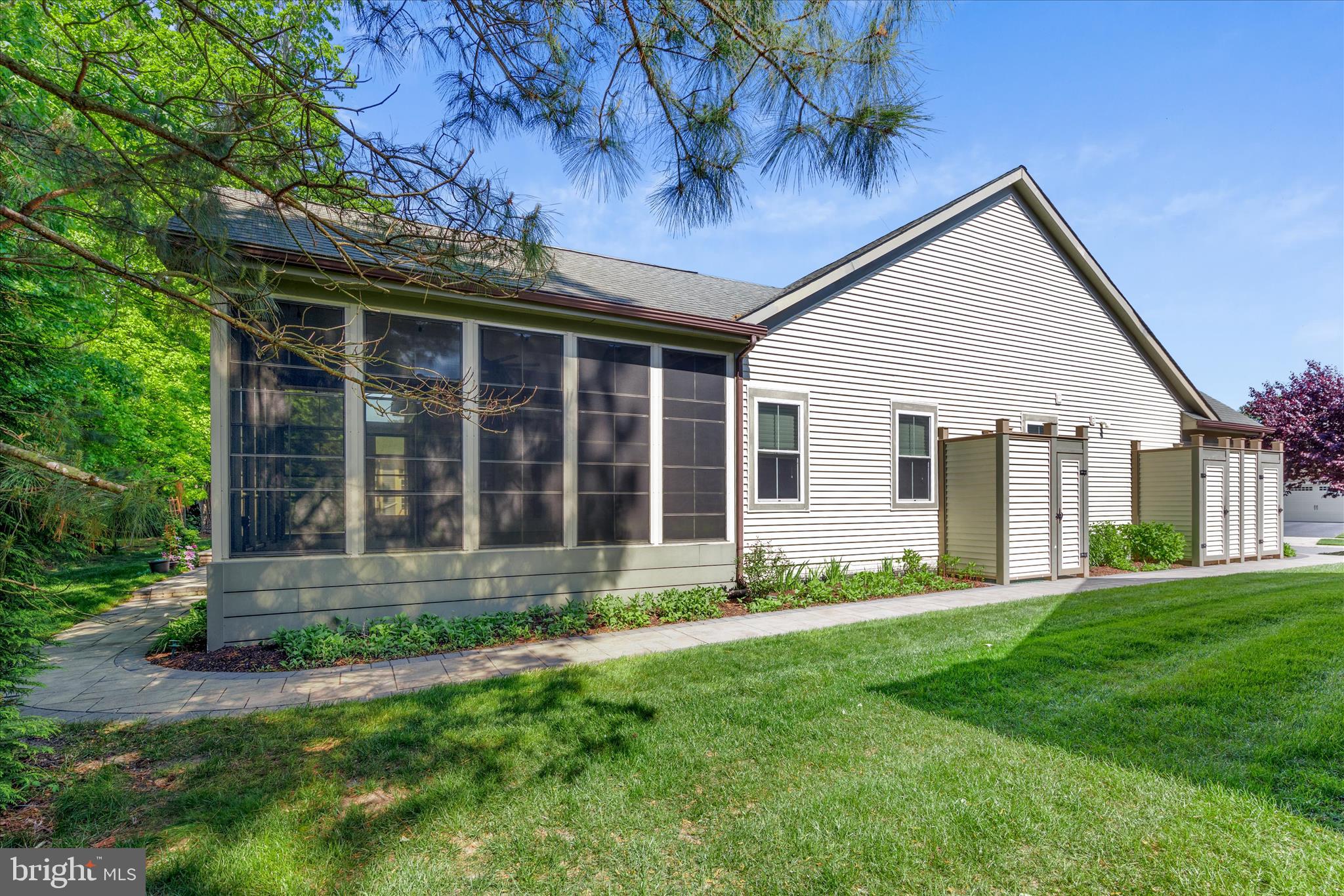 BAY FOREST CLUB - Residential