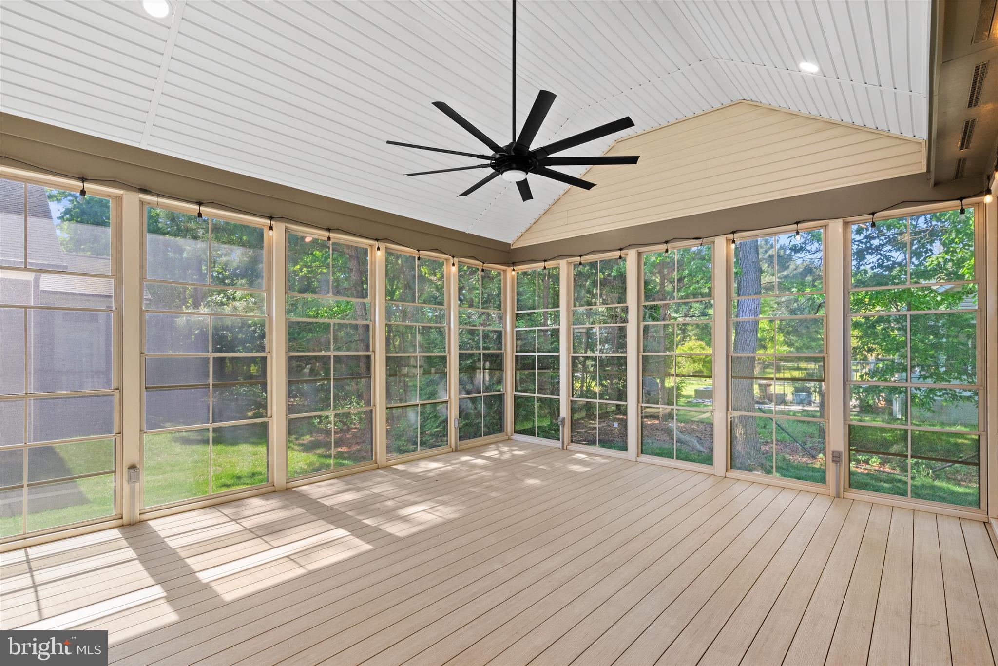 BAY FOREST CLUB - Residential
