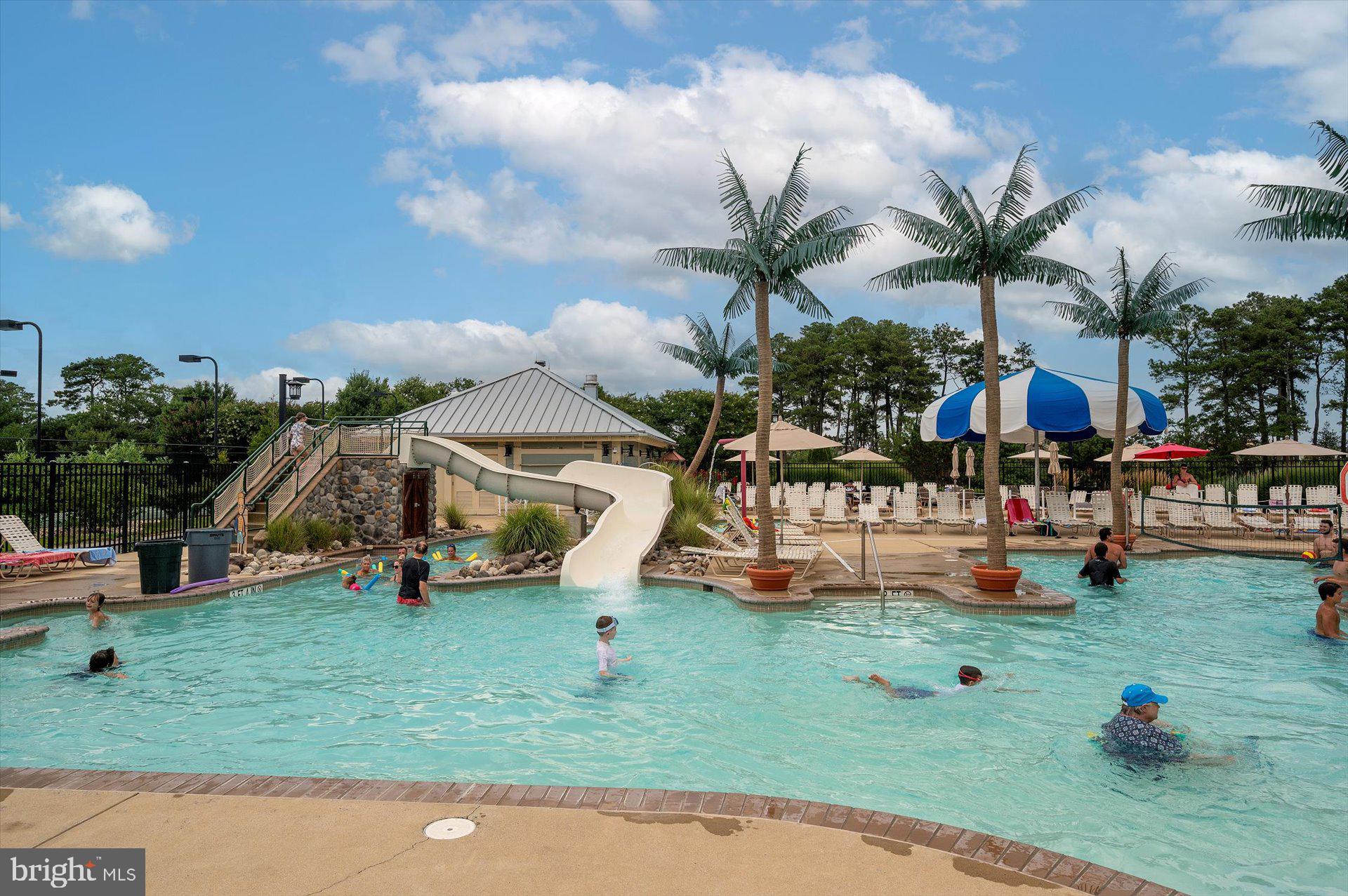 BAY FOREST CLUB - Residential