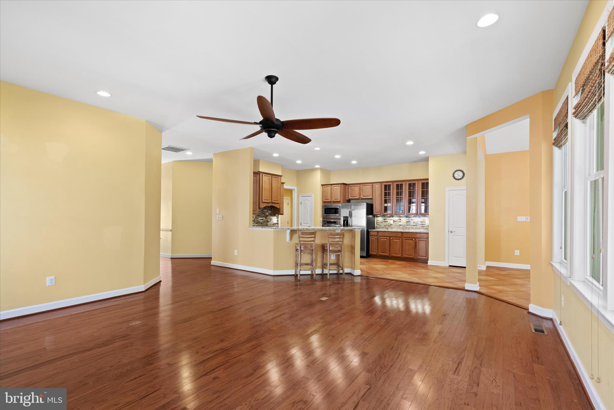 BAY FOREST CLUB - Residential