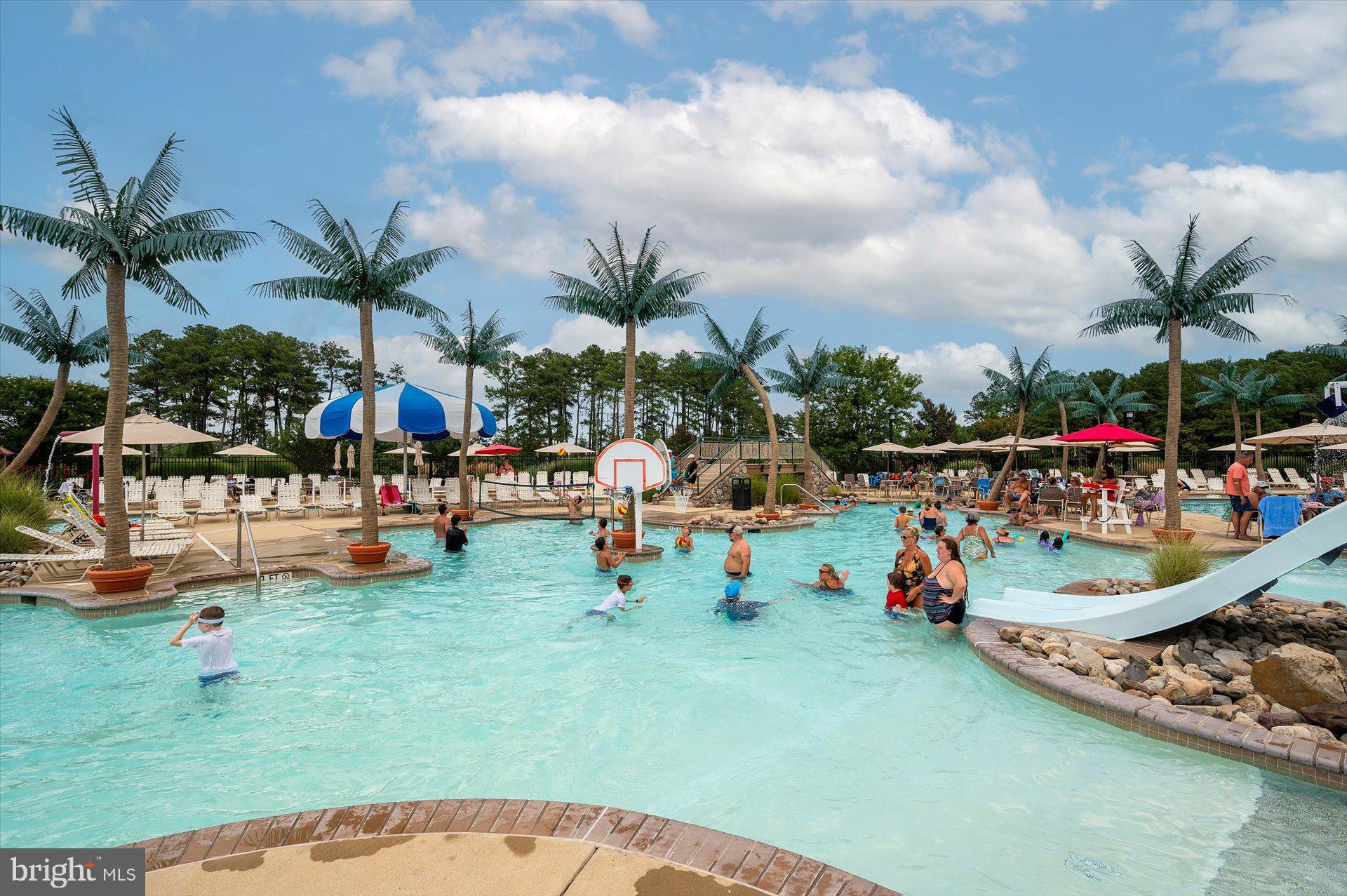 BAY FOREST CLUB - Residential