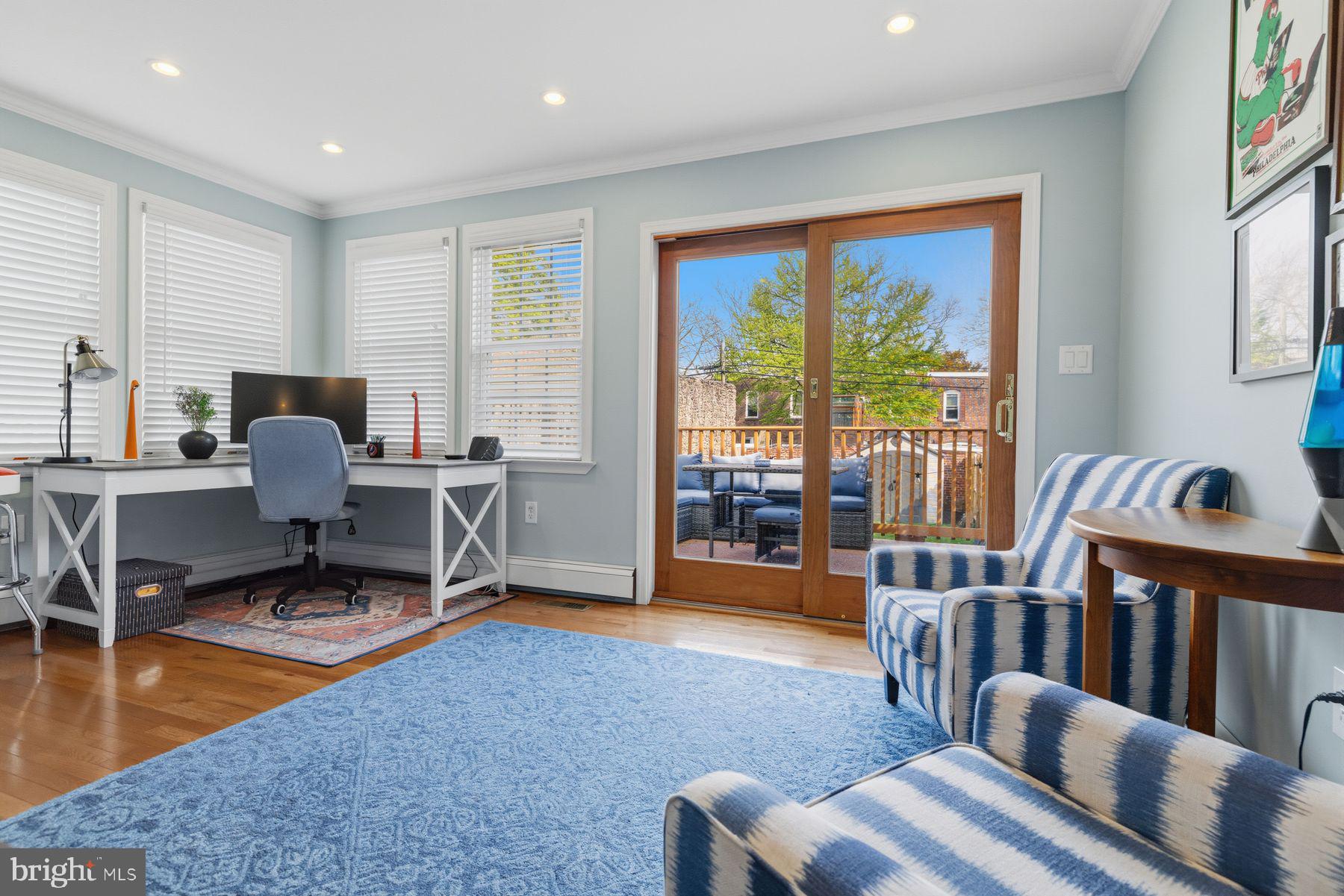 210 E EVERGREEN AVENUE