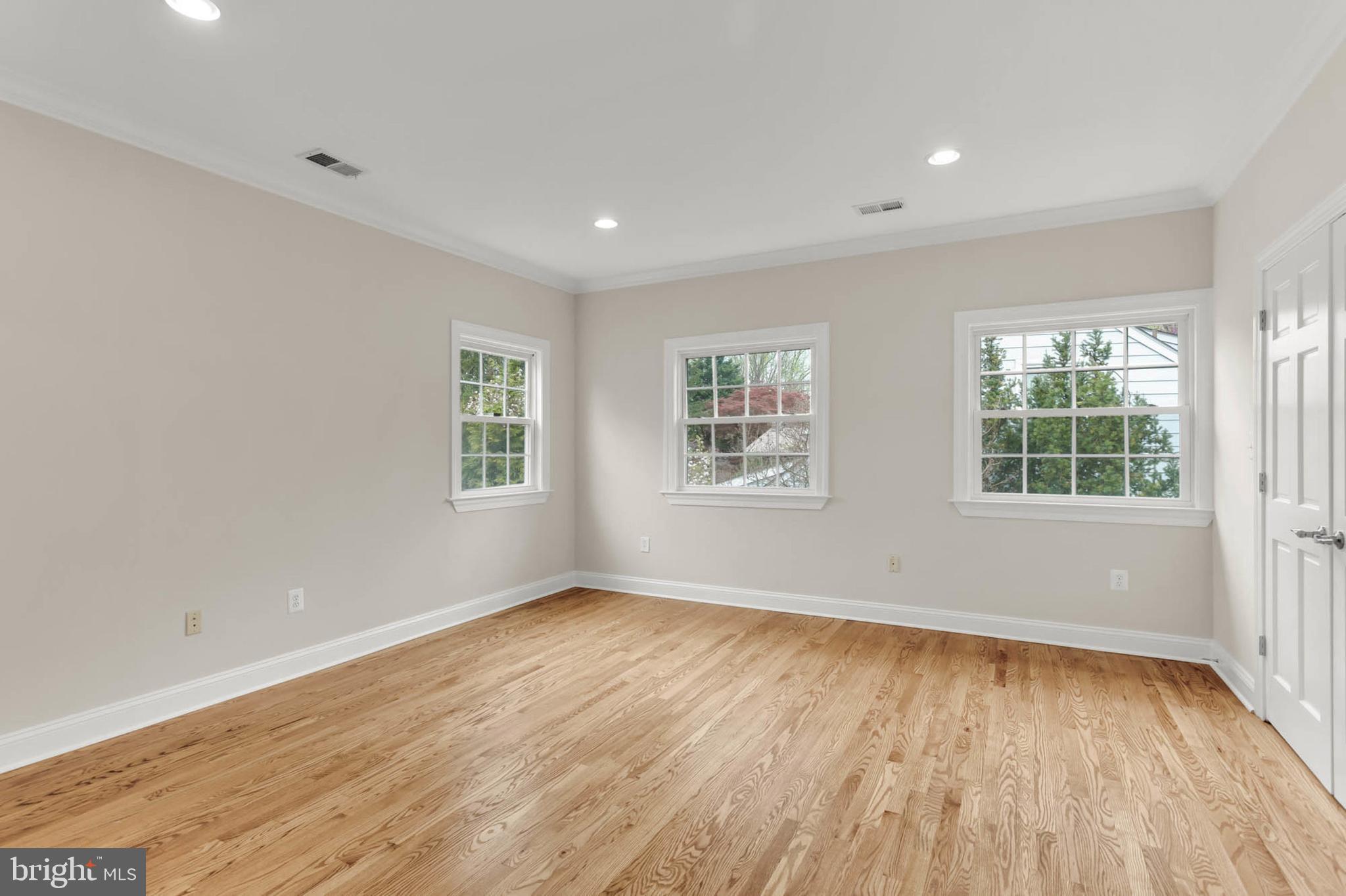 WEST CHEVY CHASE HEIGHTS - Residential