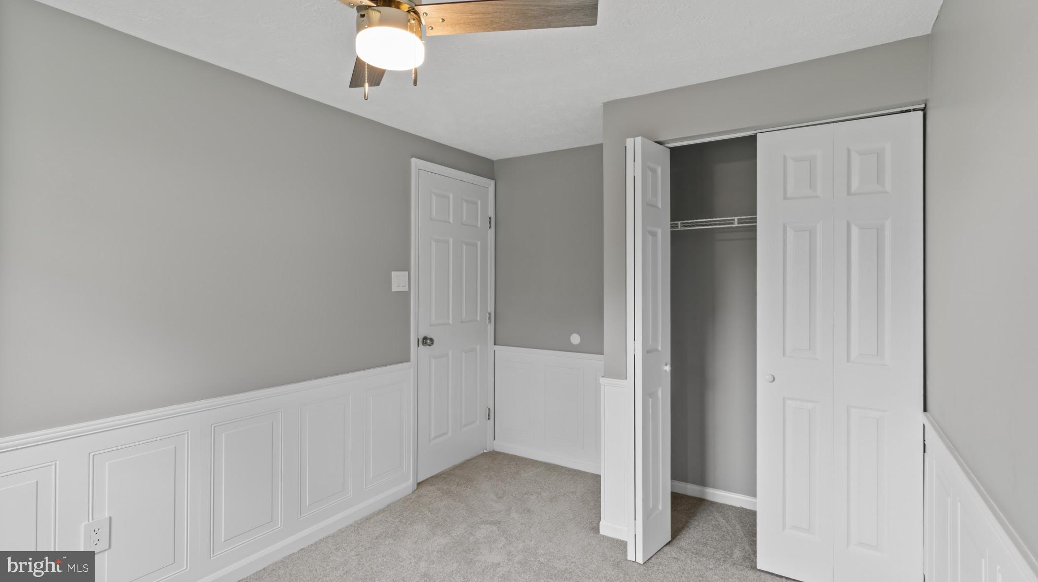 CONSTANT FRIENDSHIP - Residential