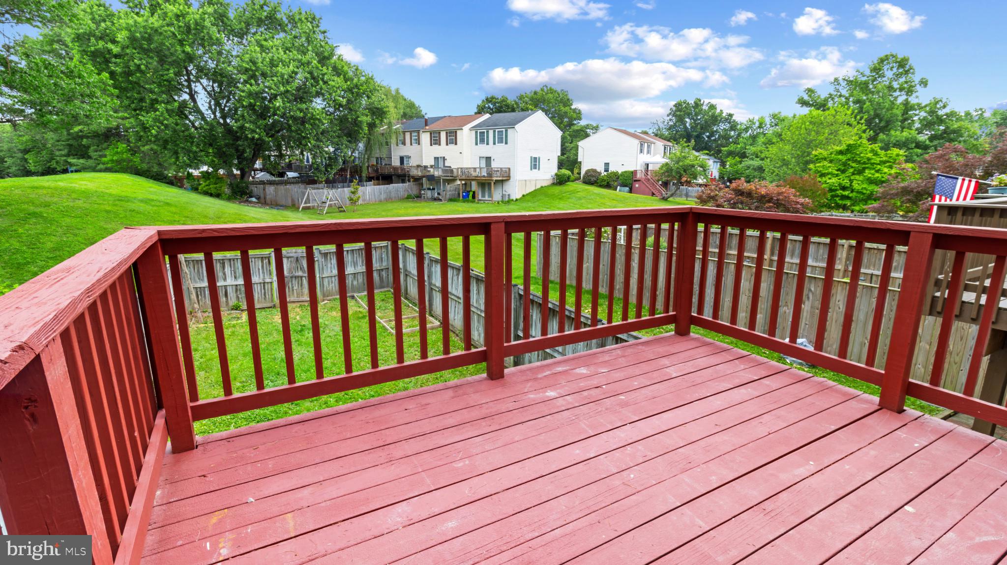 CONSTANT FRIENDSHIP - Residential