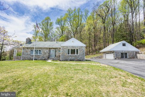 330 CHURCH LANE ROAD READING PA 19606