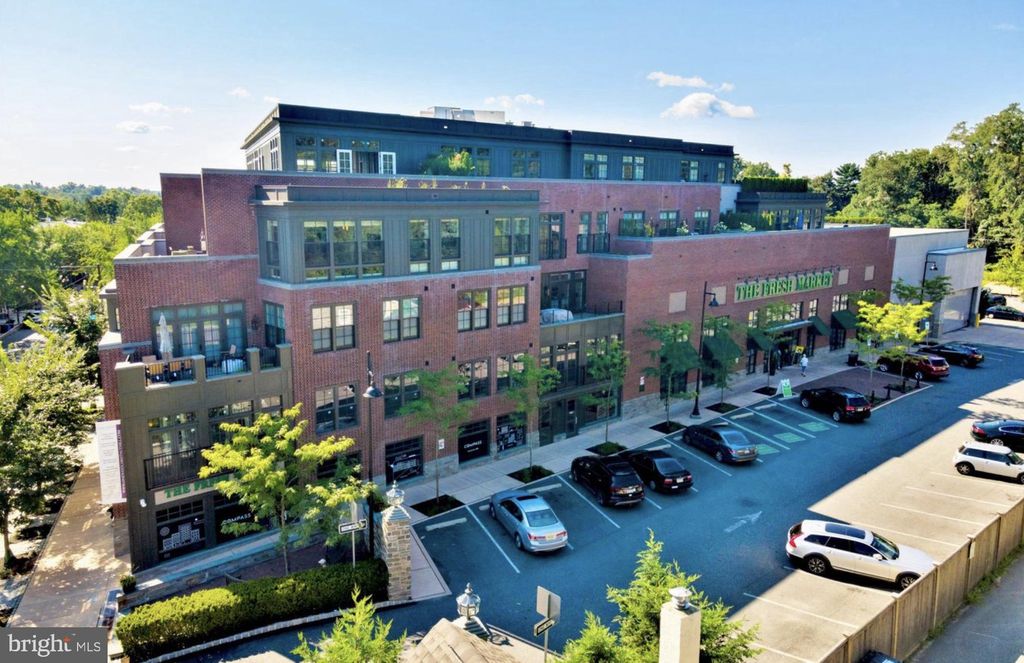 Photo of 1 W Hartwell Lane #3C, PHILADELPHIA, PA 19118 (MLS # PAPH2555144)