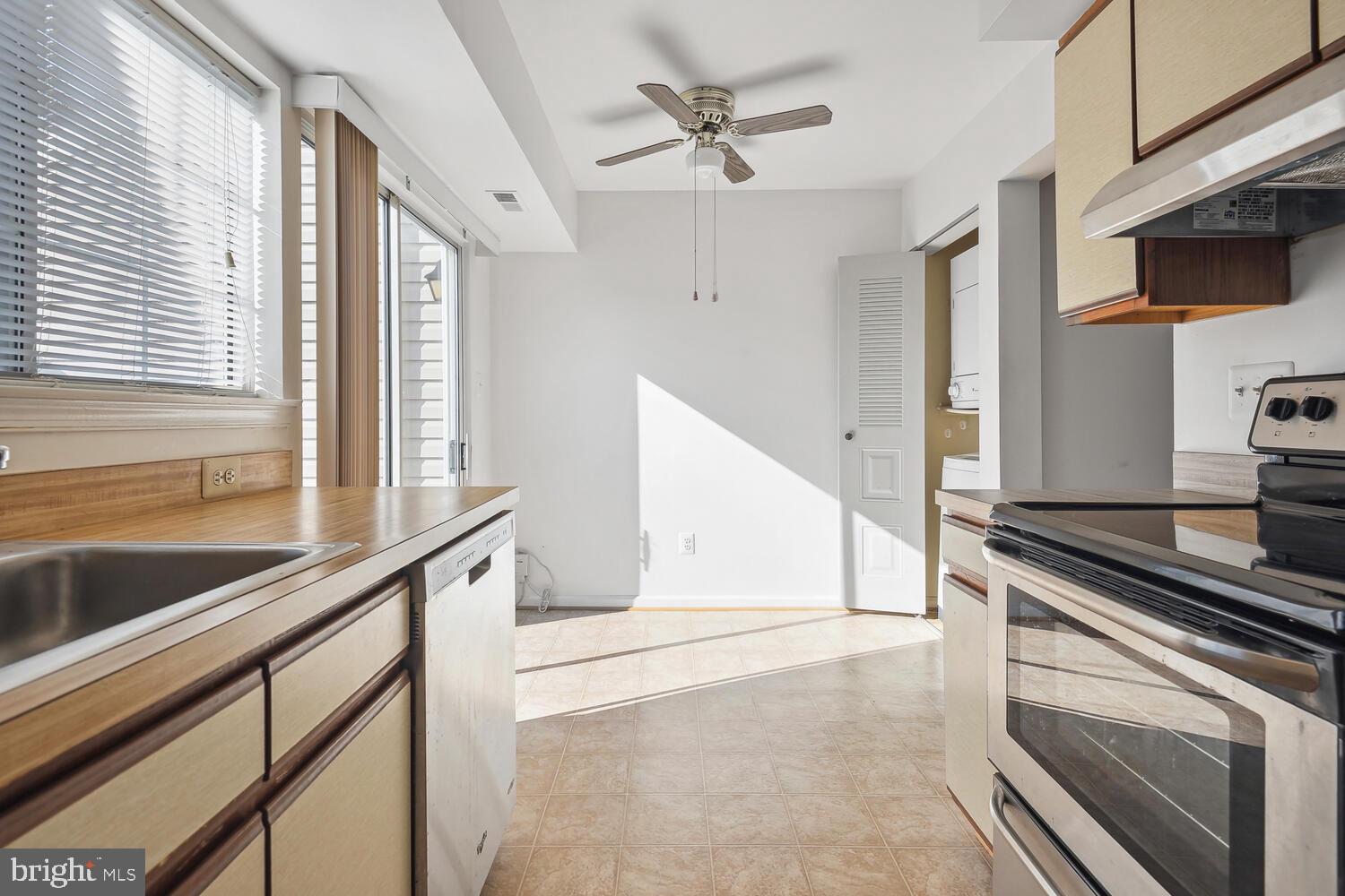 PROVIDENCE VILLAGE - Residential