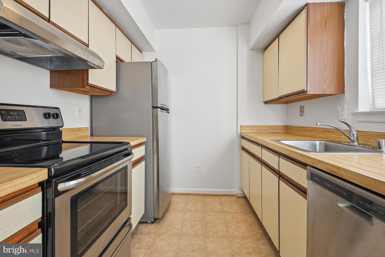 PROVIDENCE VILLAGE - Residential