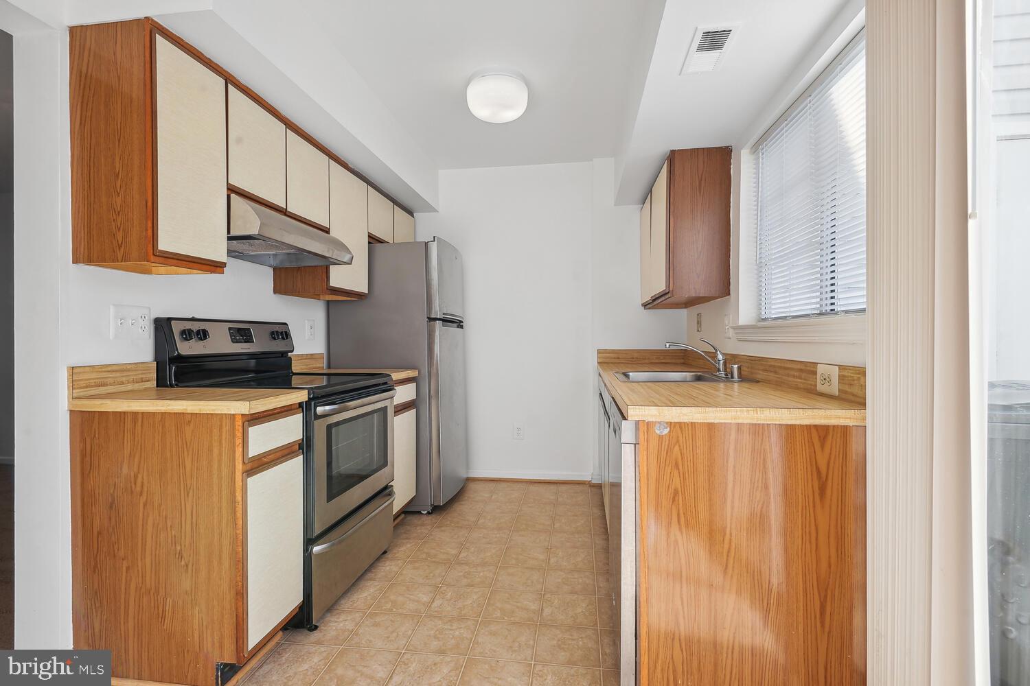 PROVIDENCE VILLAGE - Residential