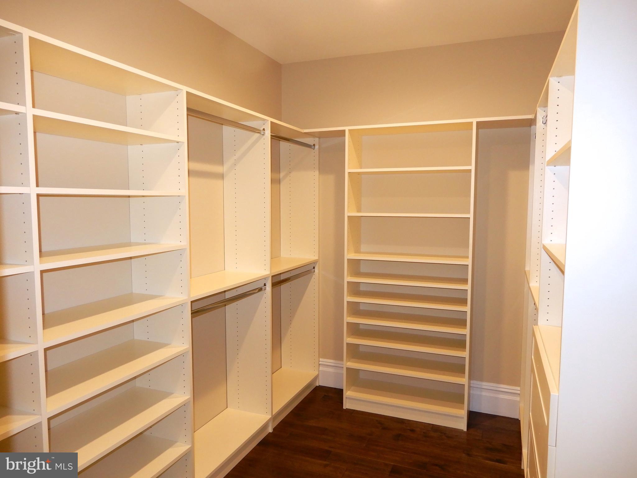 WAVERLY AT NORTHAMPTON - Residential