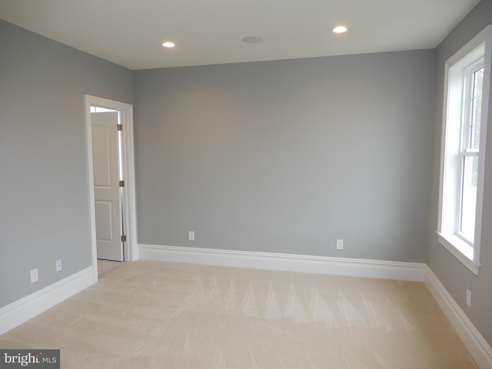 WAVERLY AT NORTHAMPTON - Residential