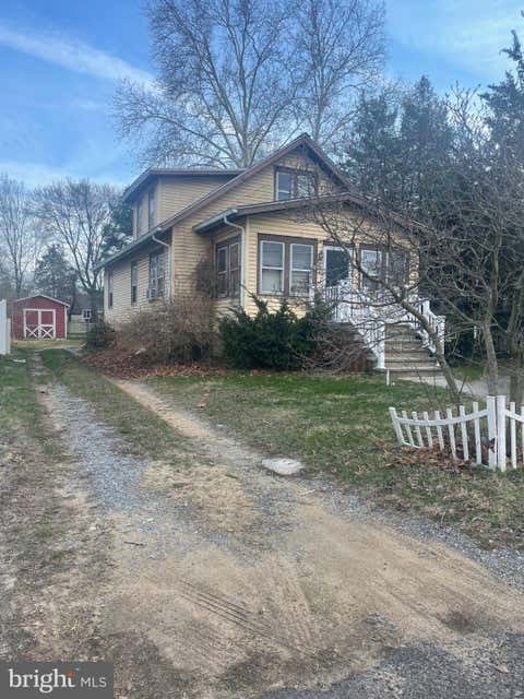 Homes For Sale - 126 Thomas Avenue<br/> Burlington County, MAPLE SHADE, NJ 08052