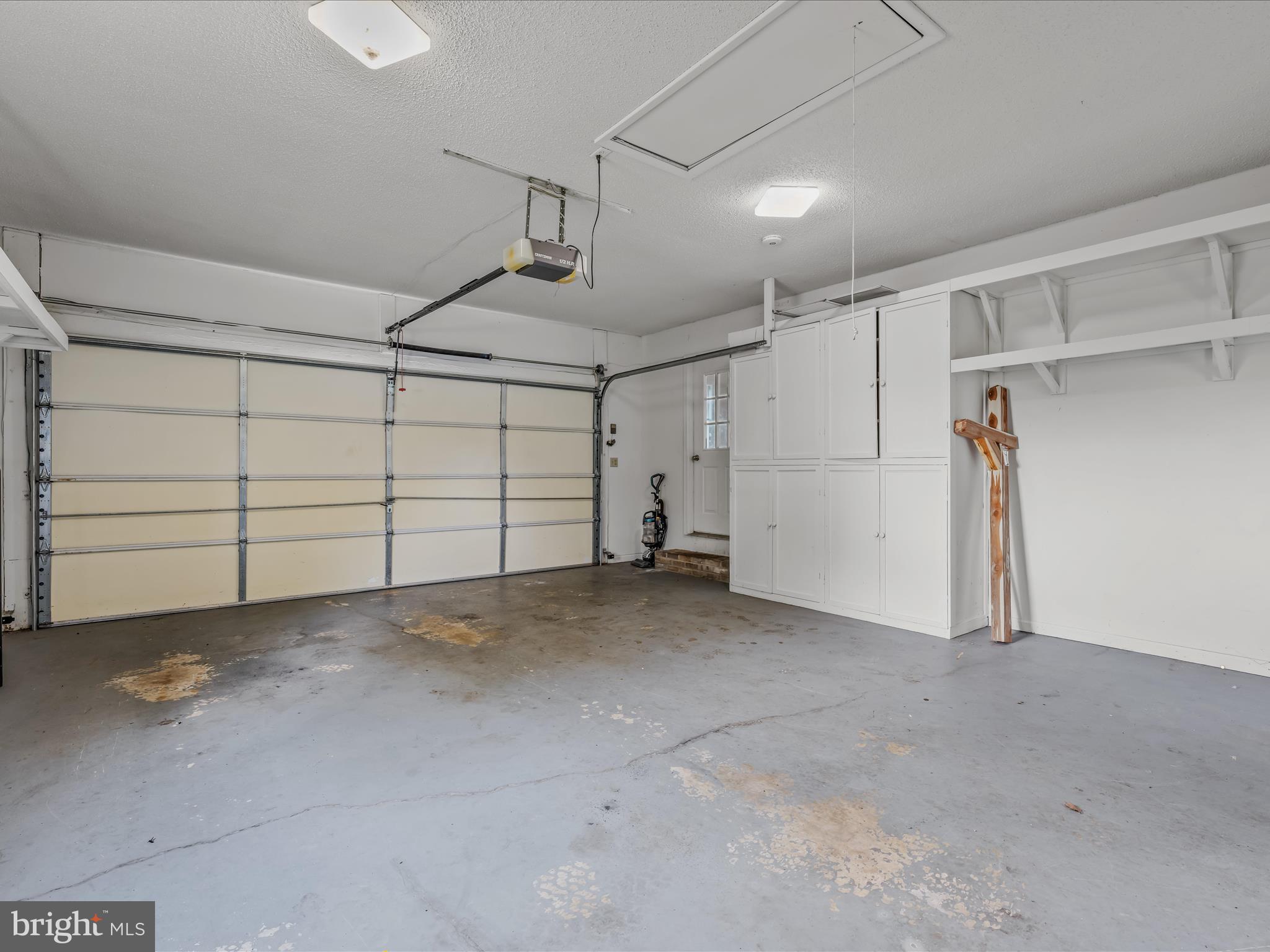 SPRING VALLEY - Residential