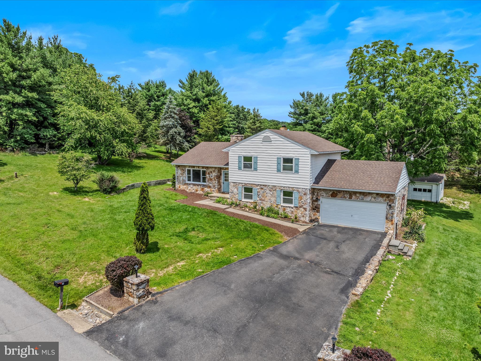 SPRING VALLEY - Residential