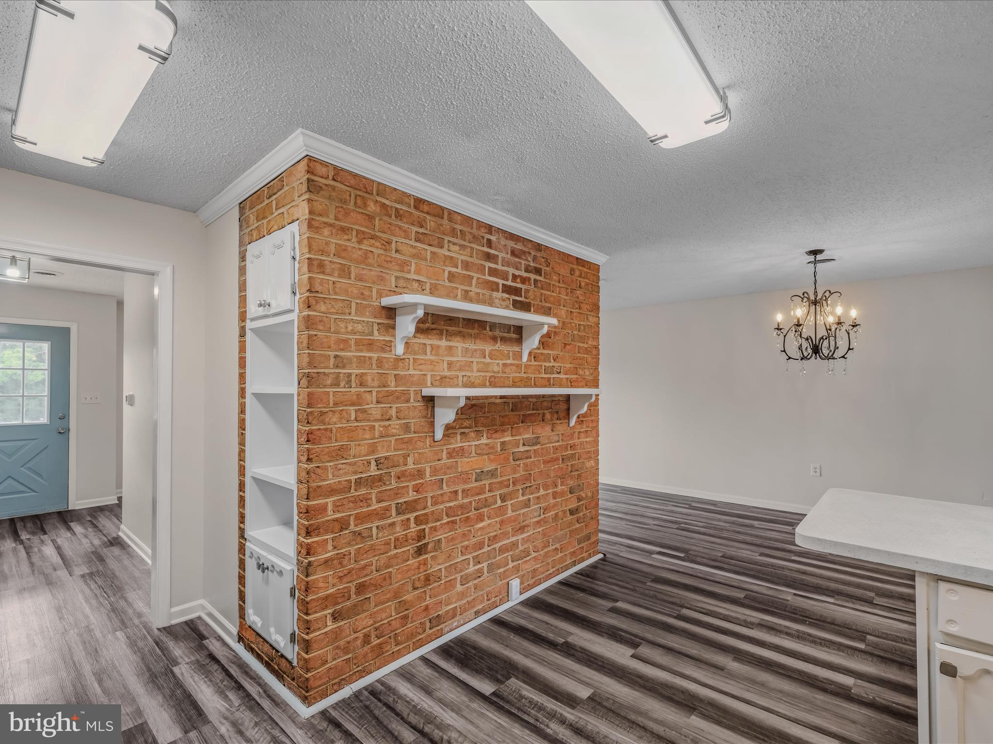 SPRING VALLEY - Residential