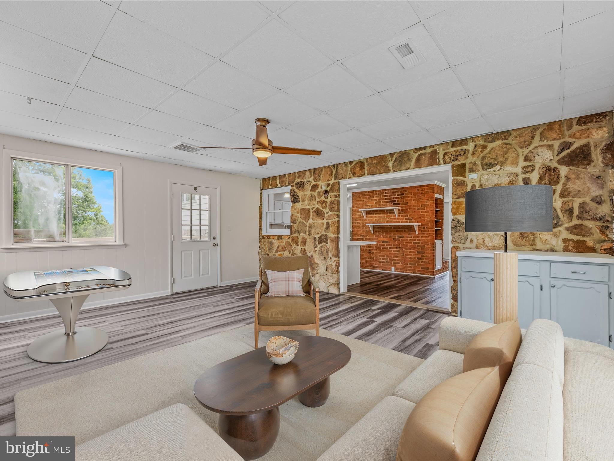 SPRING VALLEY - Residential