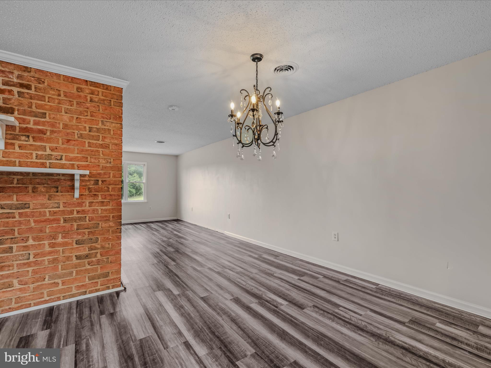 SPRING VALLEY - Residential