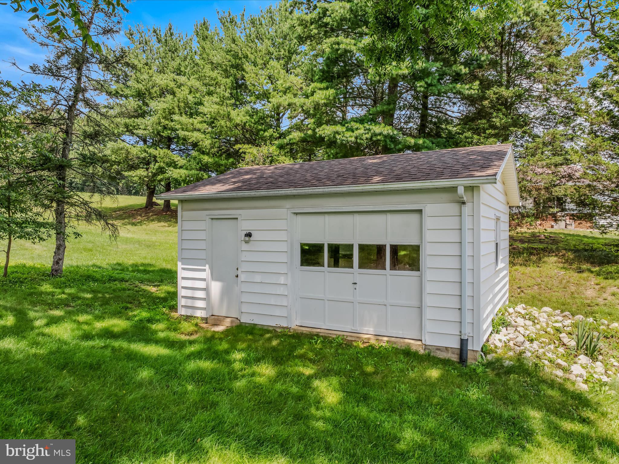 SPRING VALLEY - Residential