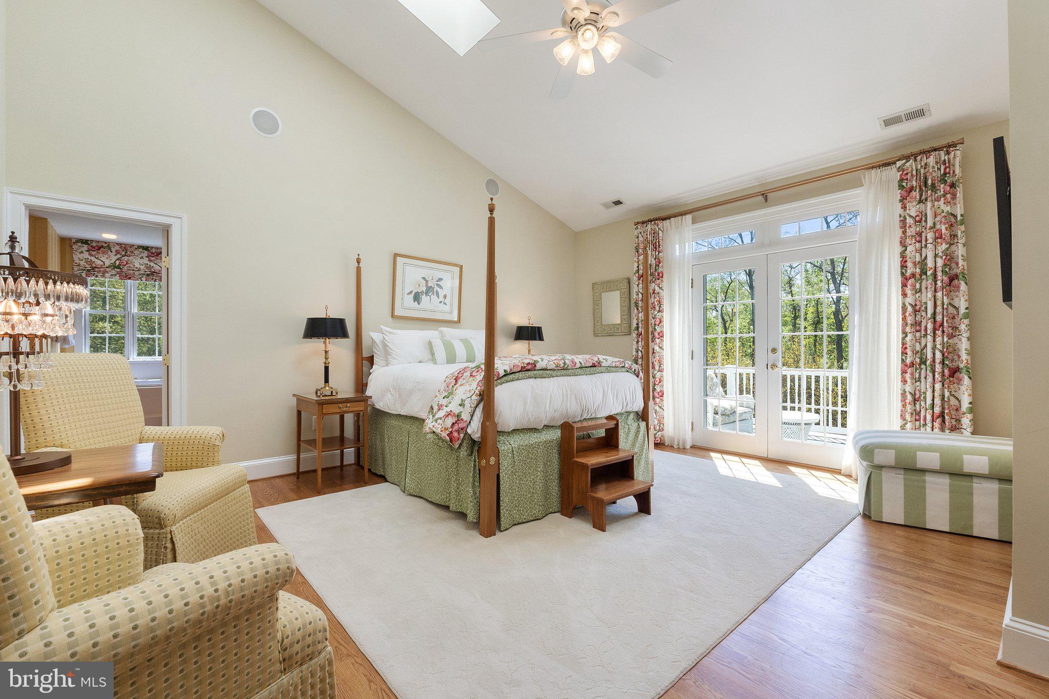 BEACON HILL - Residential