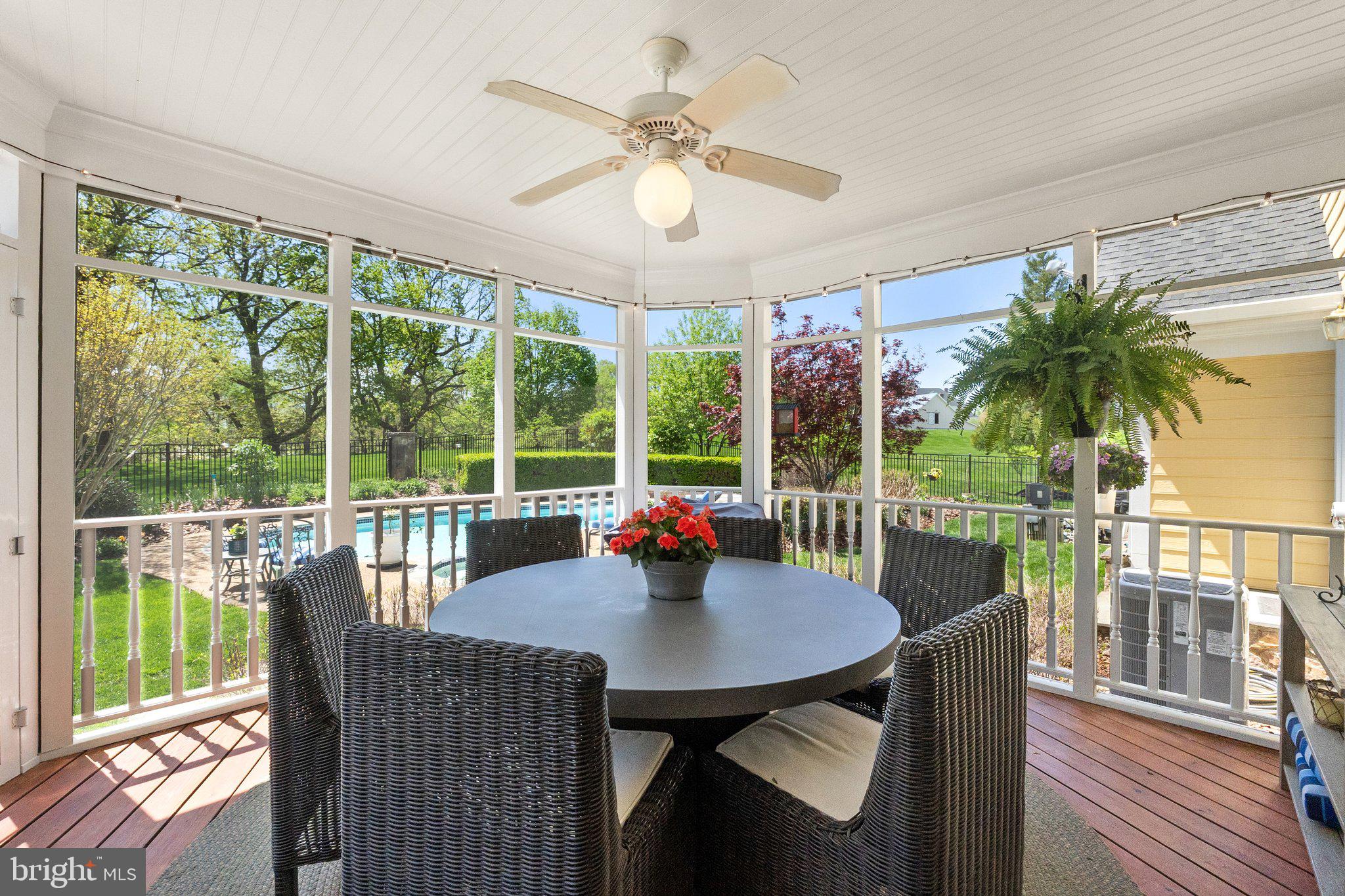 BEACON HILL - Residential