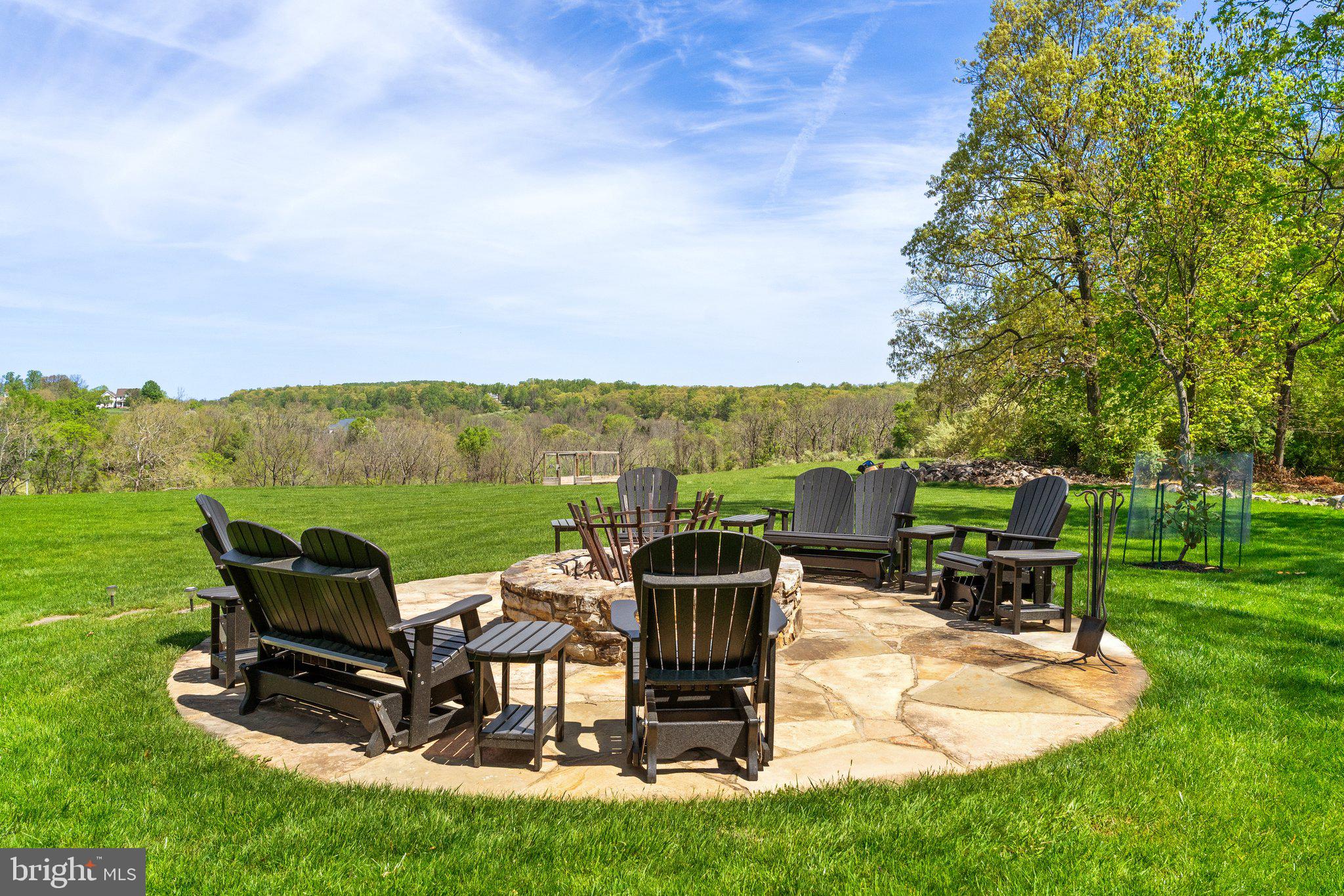 BEACON HILL - Residential