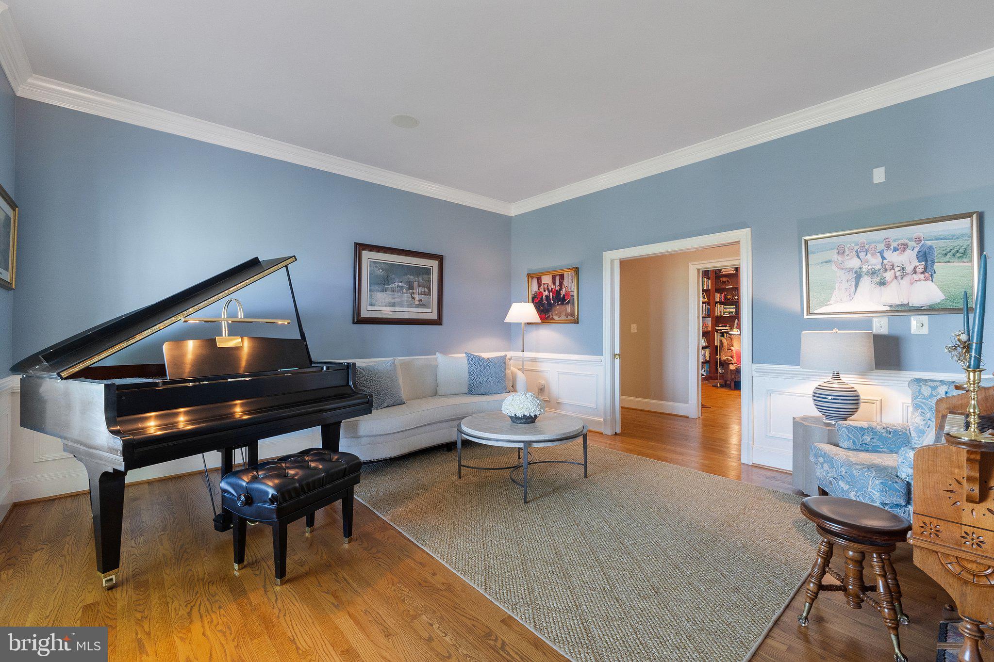 BEACON HILL - Residential