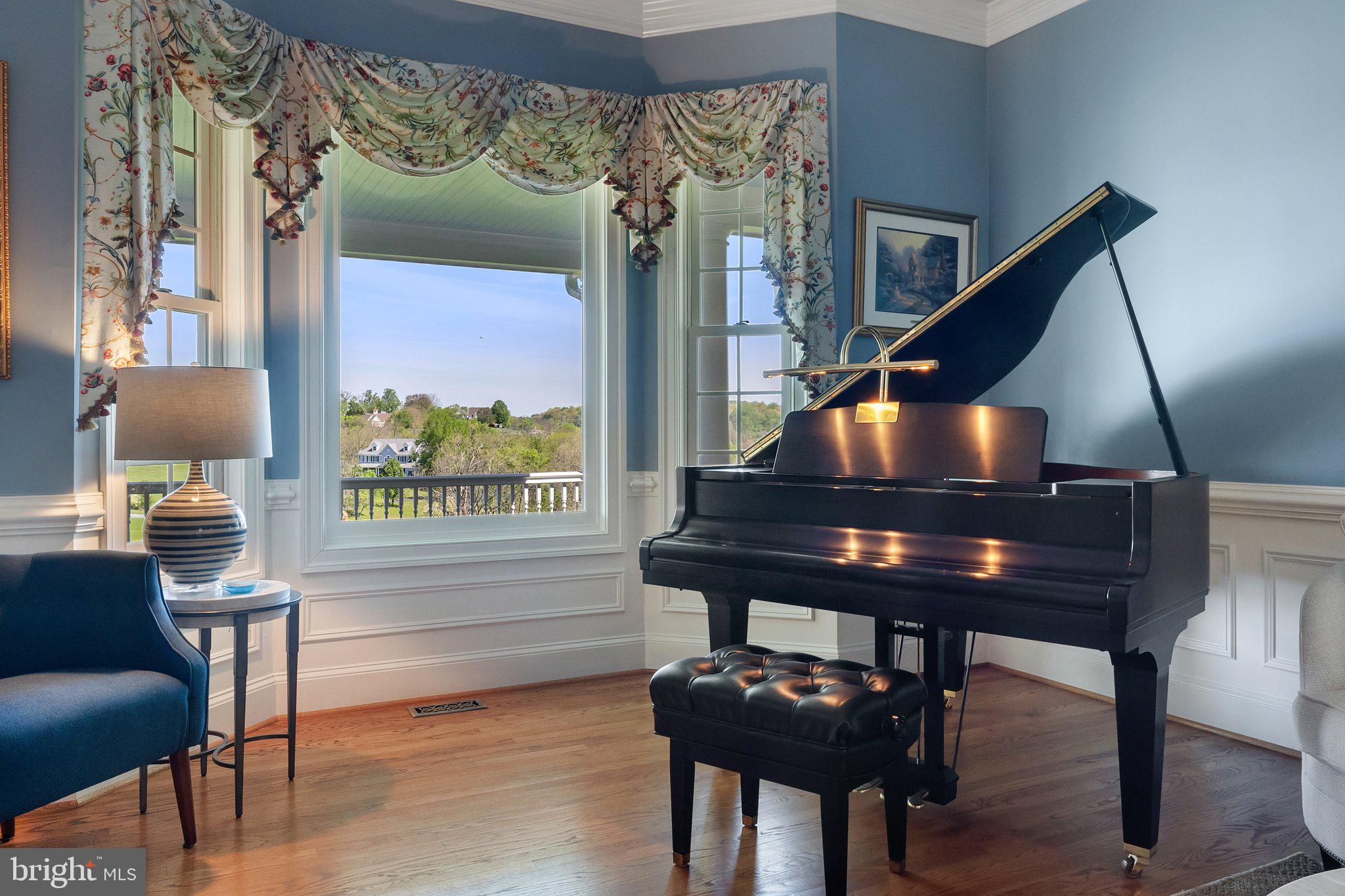 BEACON HILL - Residential