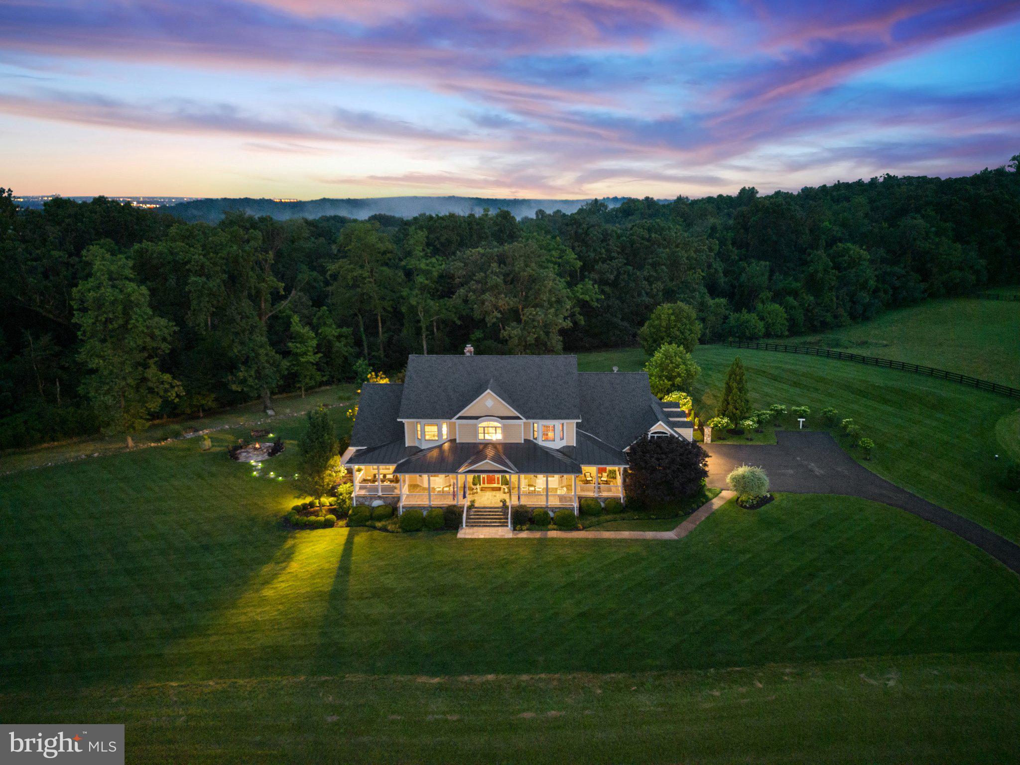 BEACON HILL - Residential