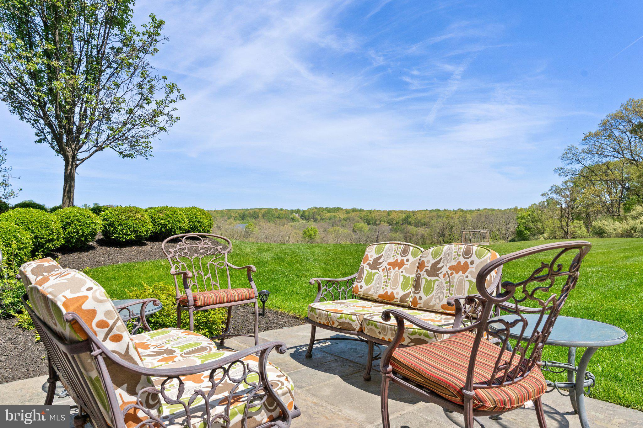 BEACON HILL - Residential