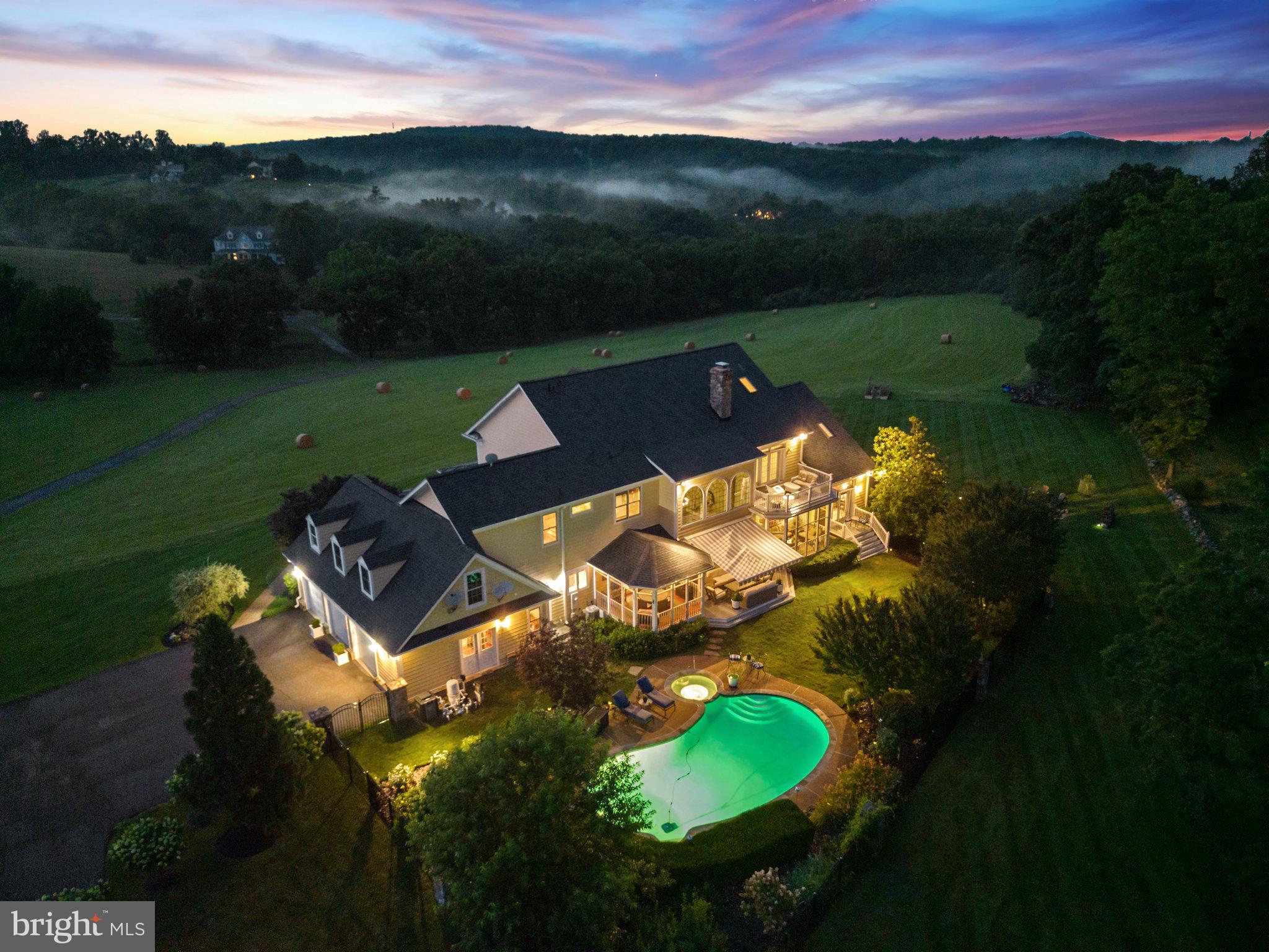 BEACON HILL - Residential