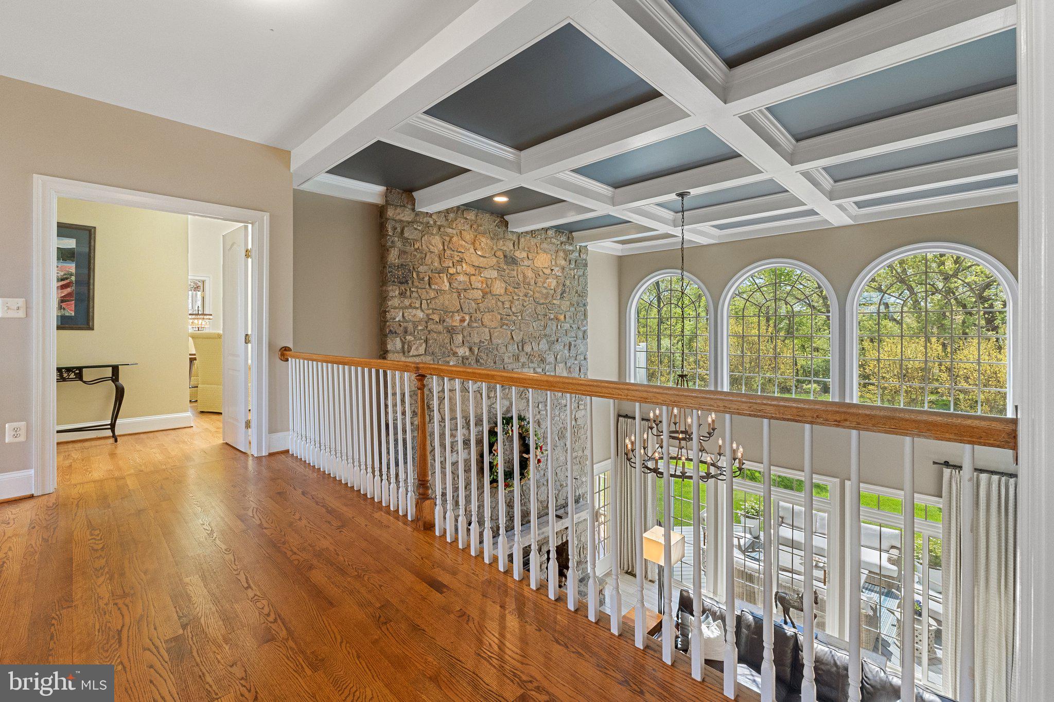 BEACON HILL - Residential