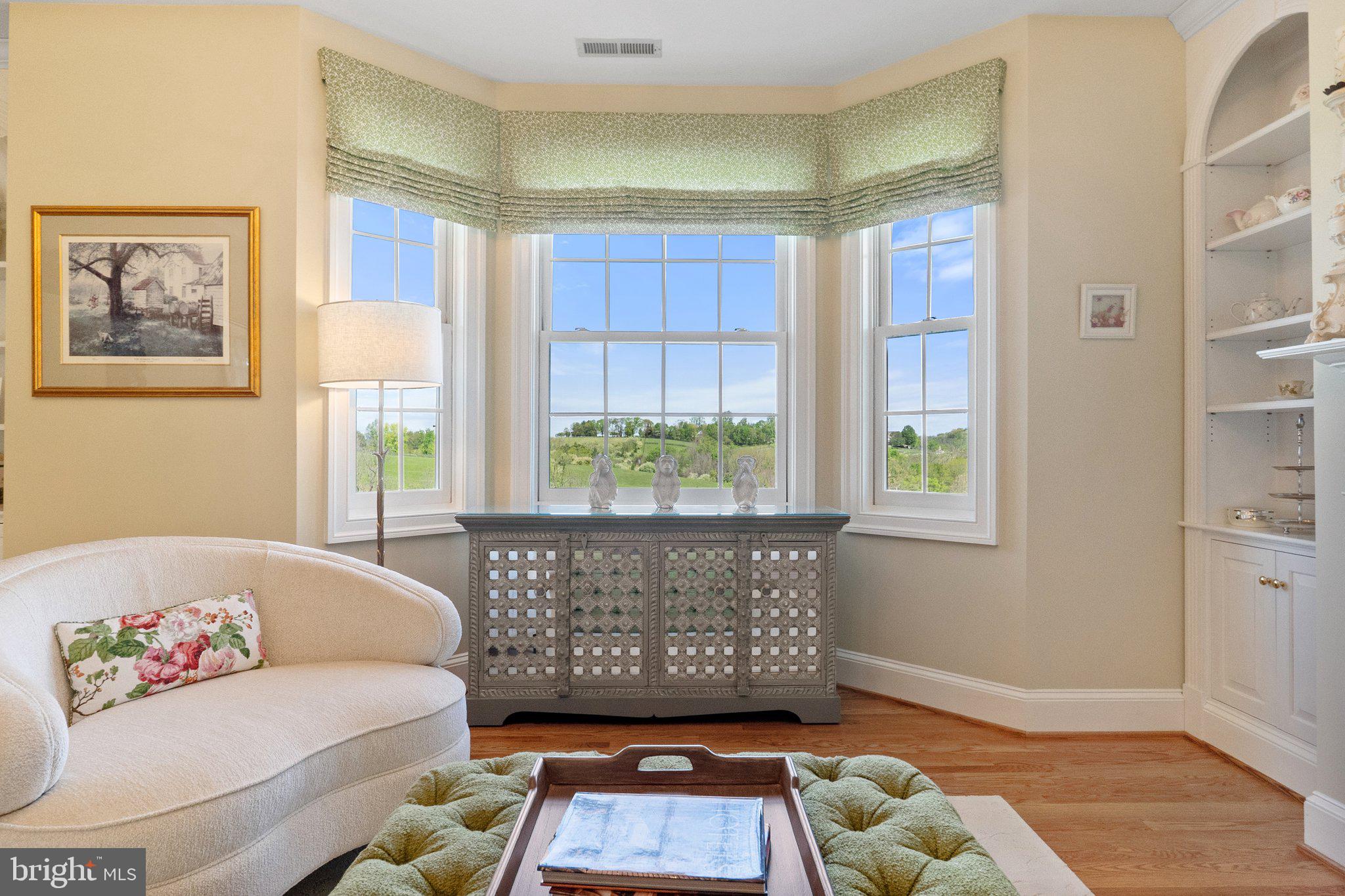 BEACON HILL - Residential