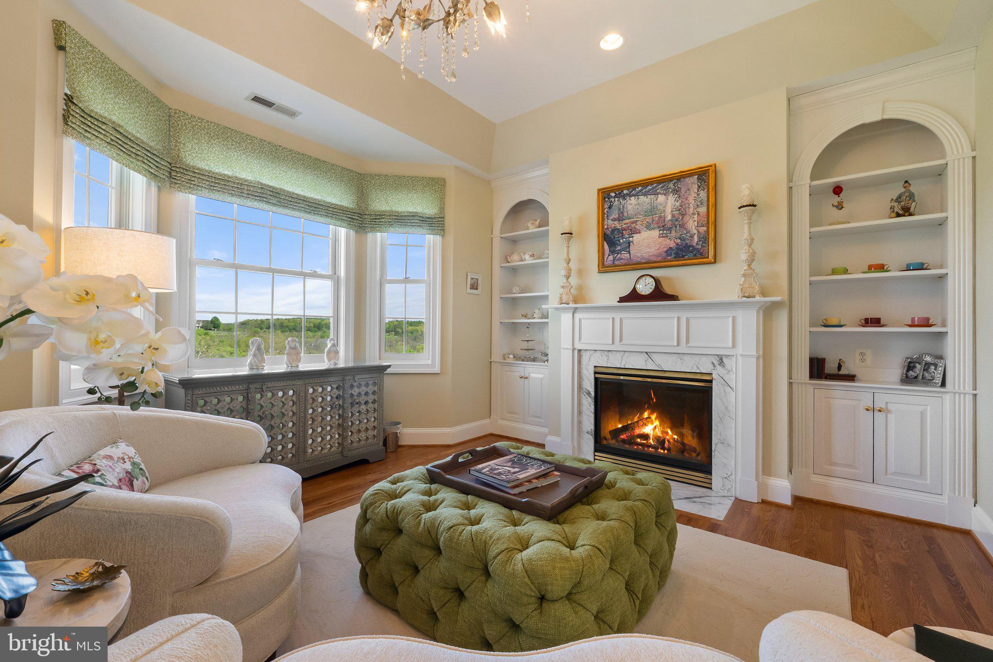 BEACON HILL - Residential