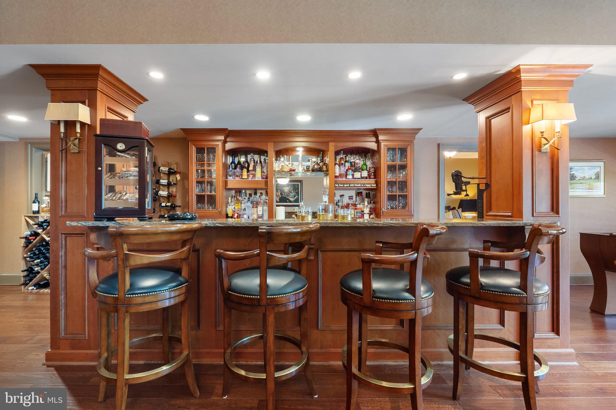 BEACON HILL - Residential