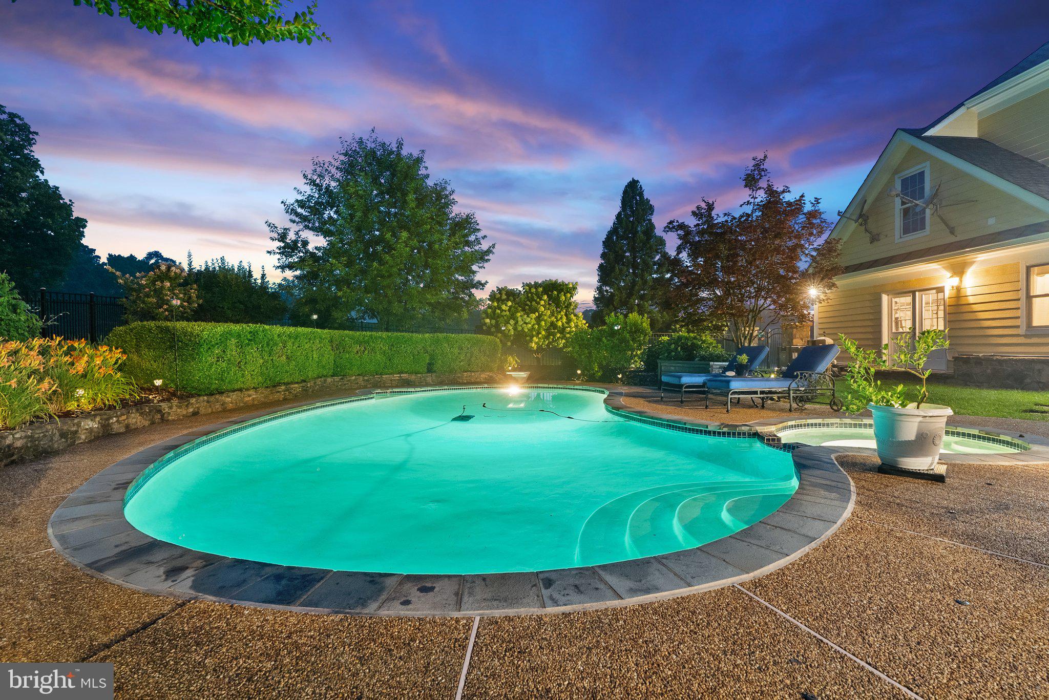 BEACON HILL - Residential