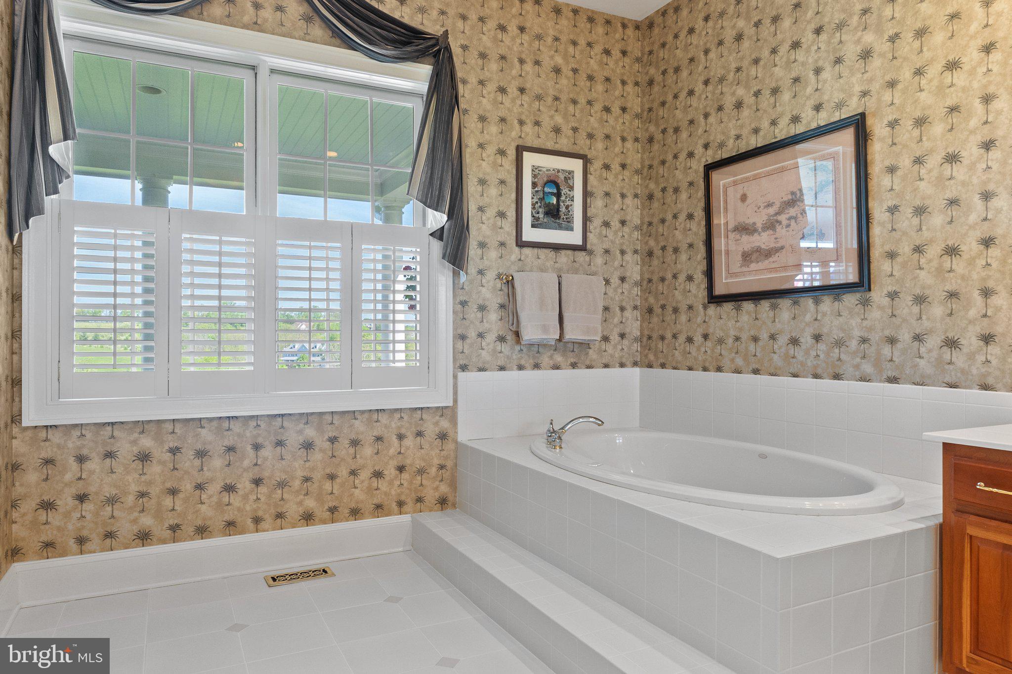 BEACON HILL - Residential