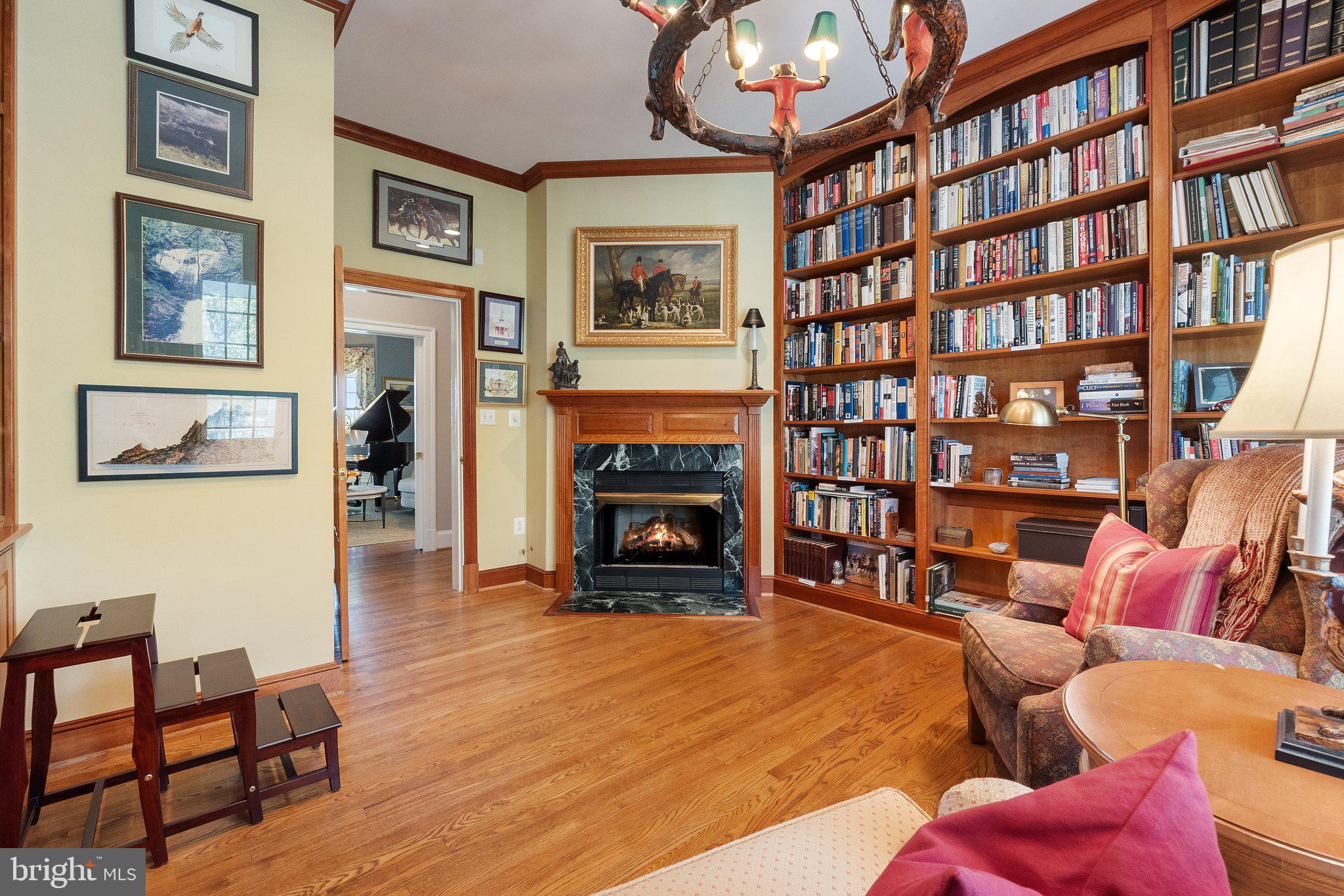 BEACON HILL - Residential