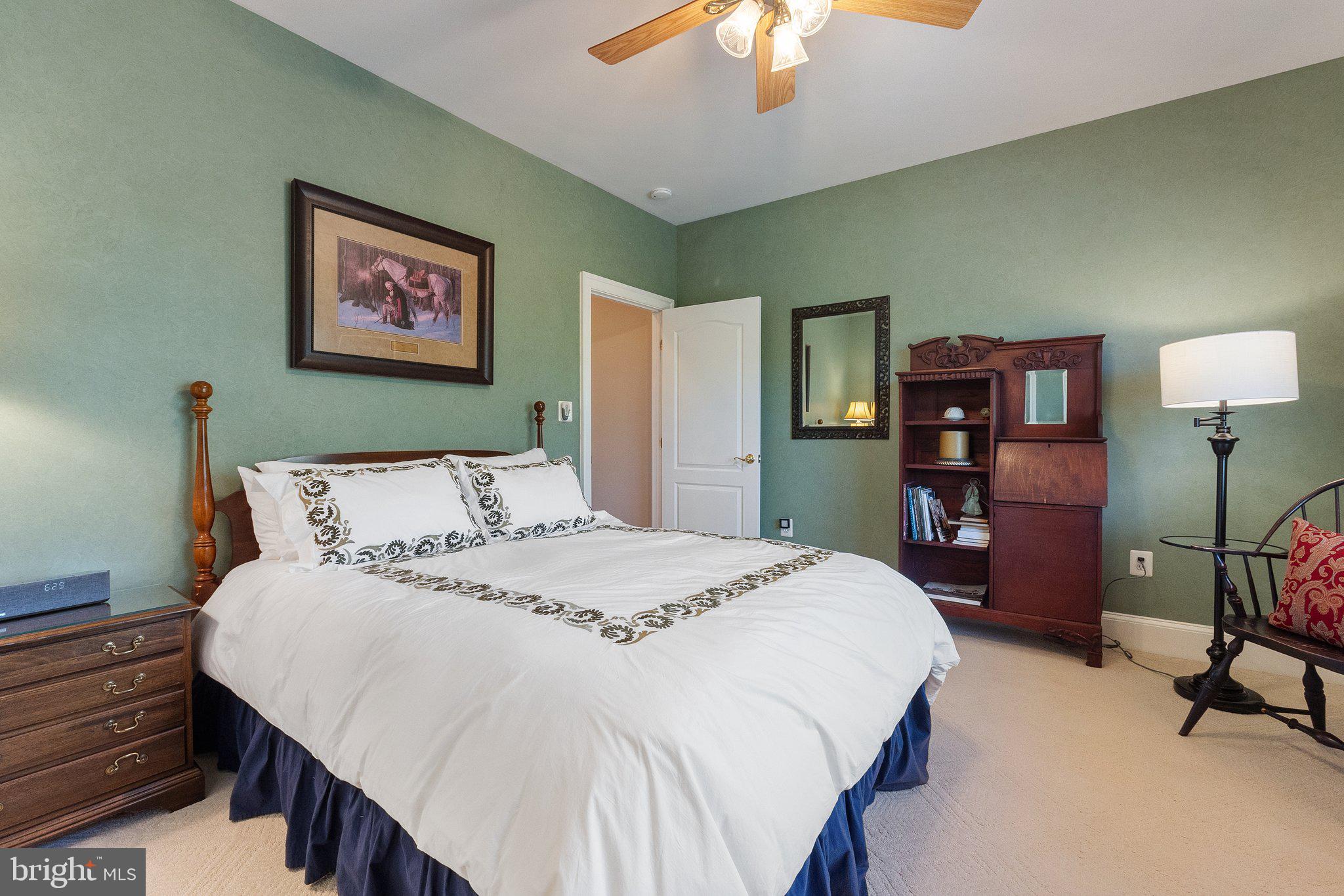 BEACON HILL - Residential