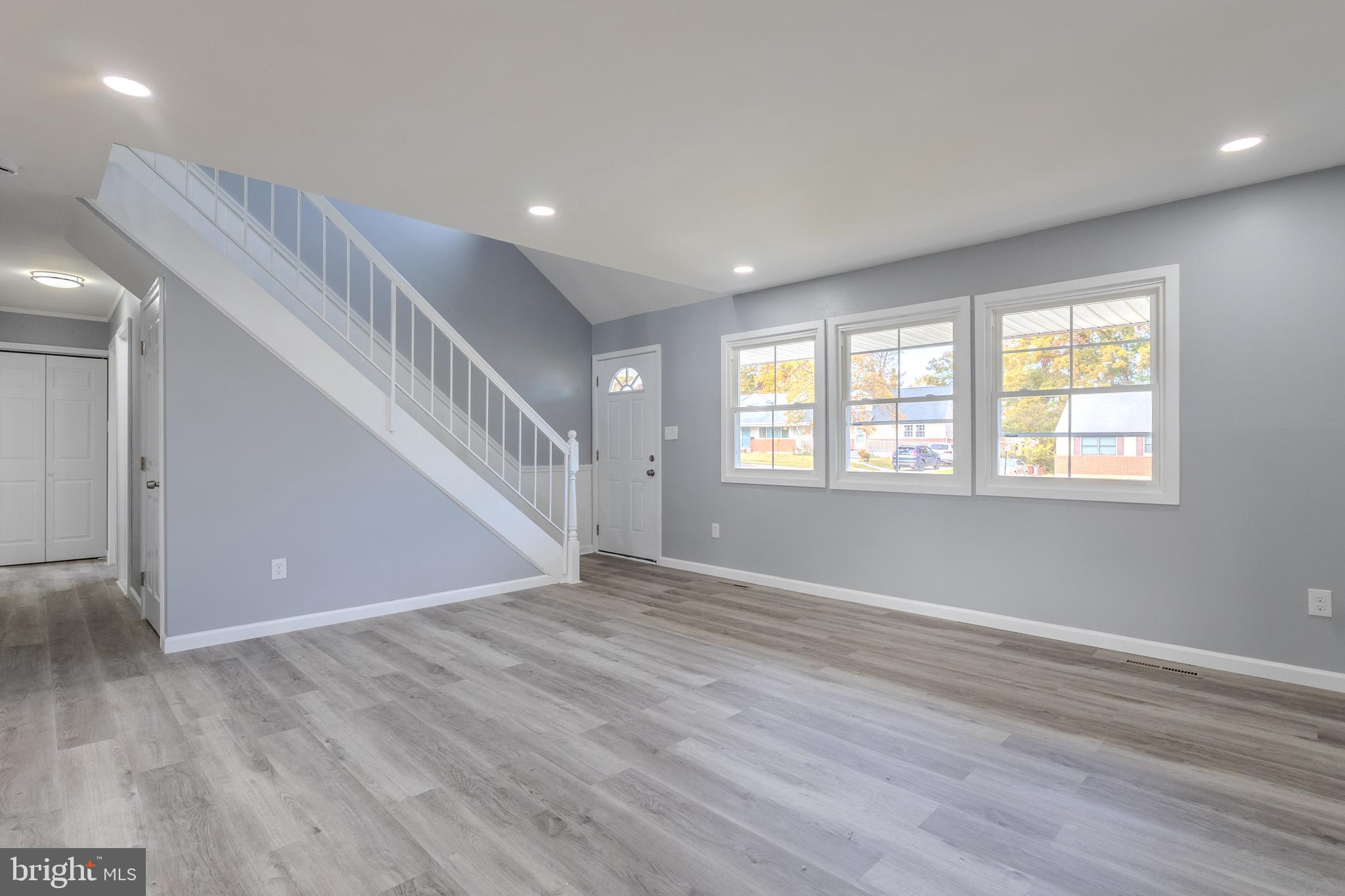 CHADWICK MANOR - Residential