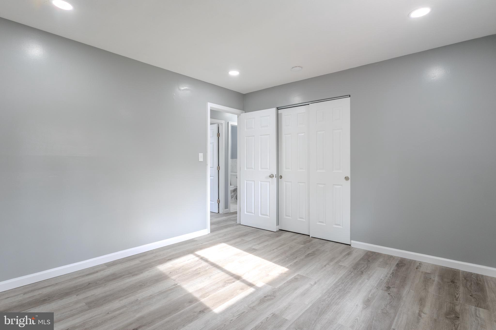 CHADWICK MANOR - Residential